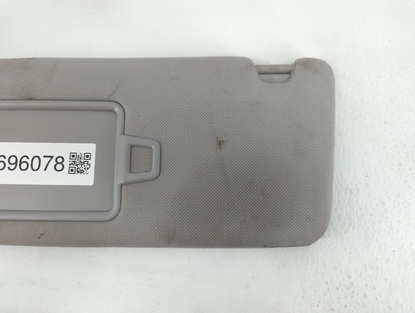 2015-2019 Hyundai Sonata Sun Visor Shade Replacement Driver Left Mirror Fits Fits 2015 2016 2017 2018 2019 OEM Used Auto Par