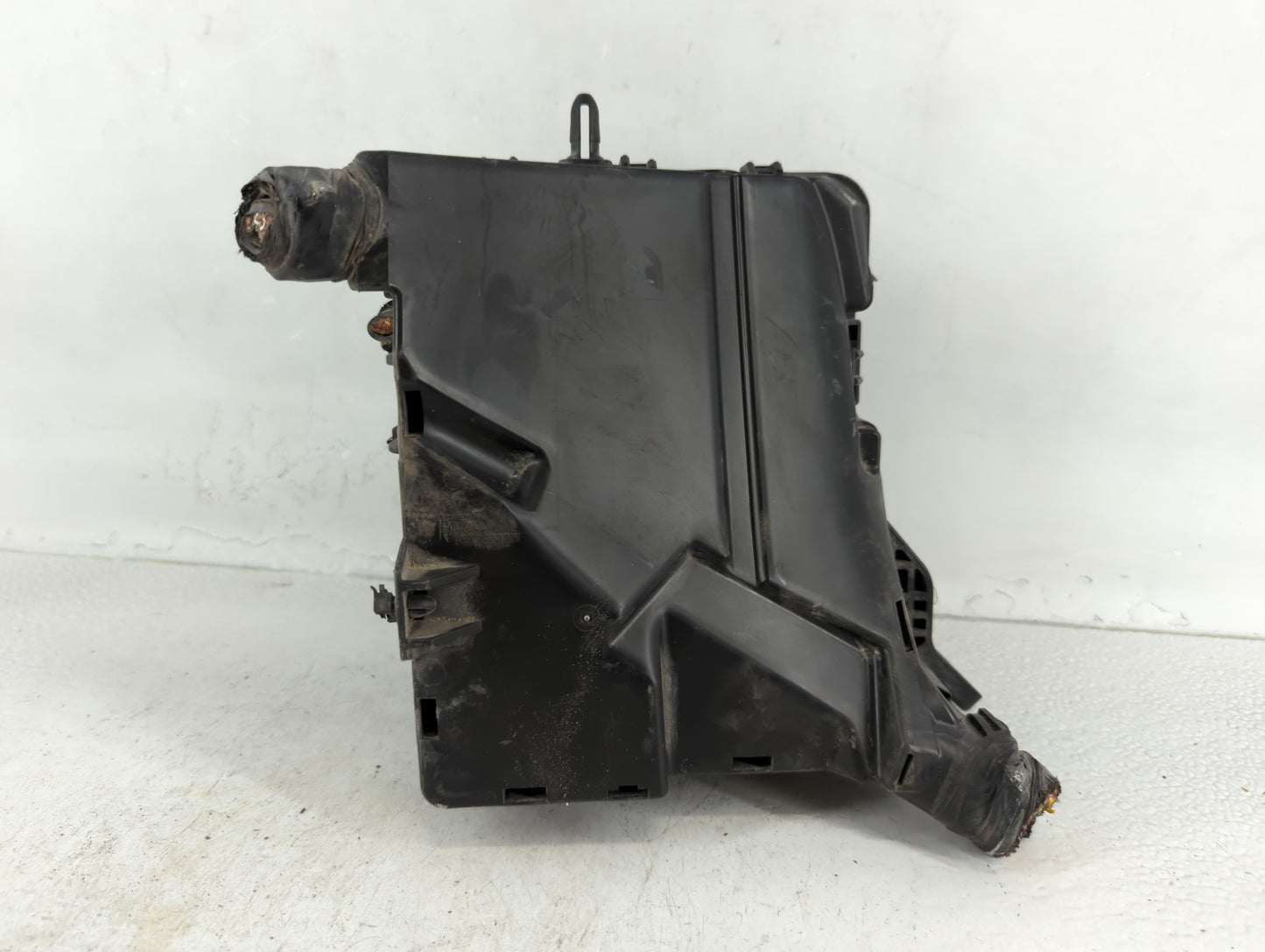 2018-2019 Hyundai Sonata Fusebox Fuse Box Panel Relay Module P/N:91951-C2850 Fits Fits 2018 2019 OEM Used Auto Parts - Oemus