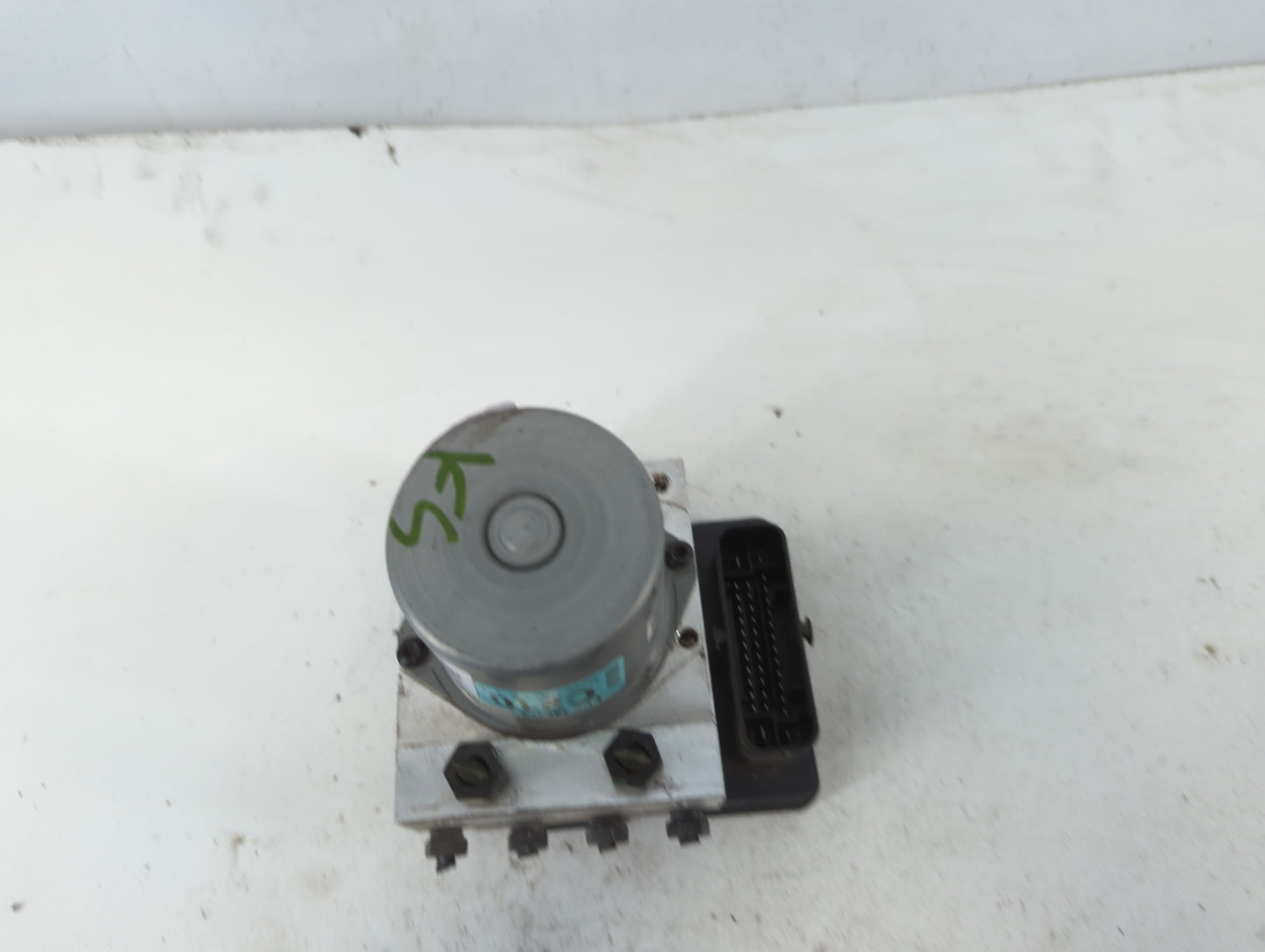 2018-2019 Hyundai Sonata ABS Pump Control Module Replacement P/N:61589-45100 Fits Fits 2018 2019 OEM Used Auto Parts - Oemus