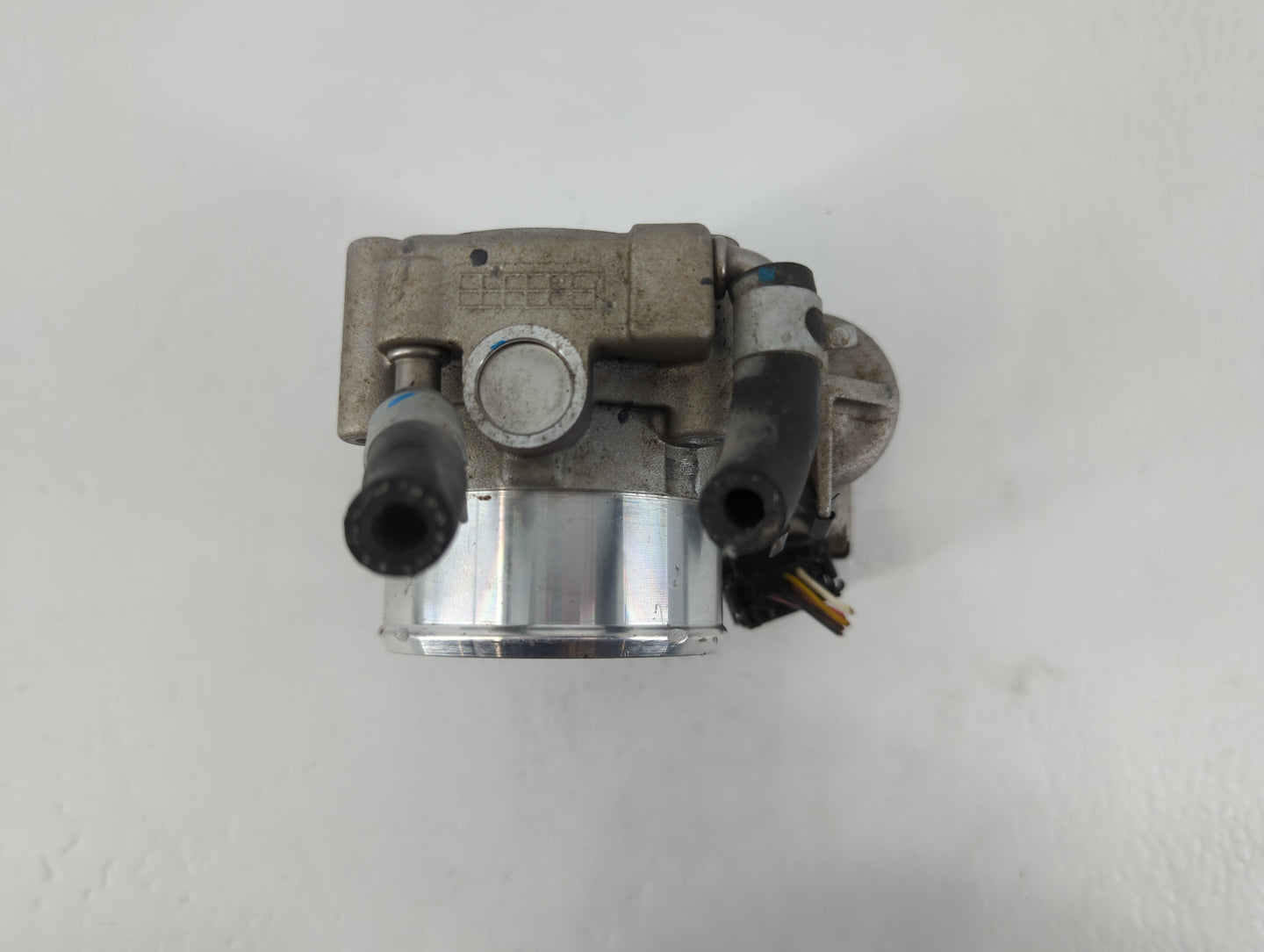2015-2019 Hyundai Sonata Throttle Body P/N:35100-2G610 Fits Fits 2015 2016 2017 2018 2019 2020 2021 OEM Used Auto Parts - Oe