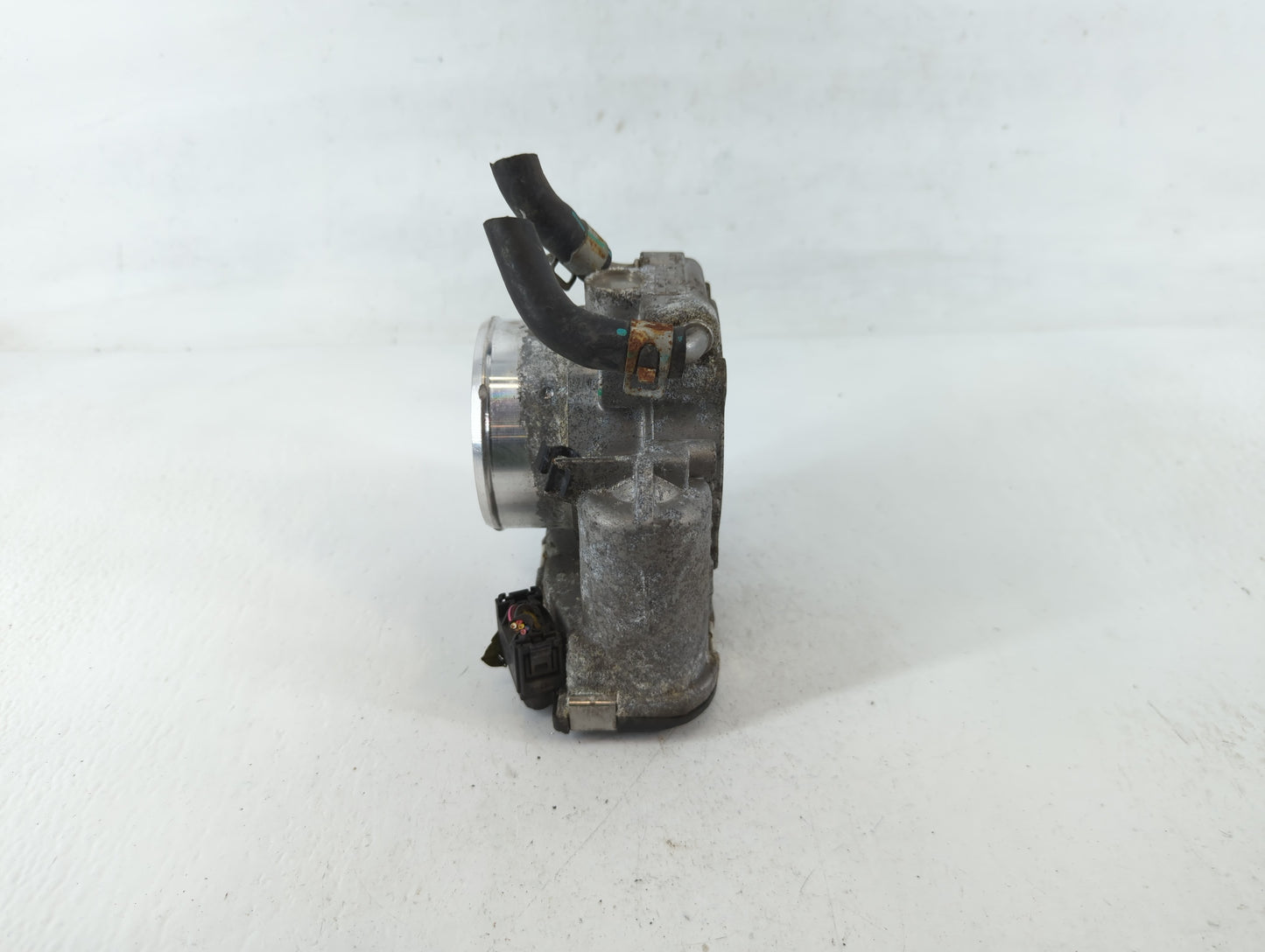2015-2019 Hyundai Sonata Throttle Body Fits Fits 2015 2016 2017 2018 2019 2020 2021 OEM Used Auto Parts - Oemusedautoparts1.