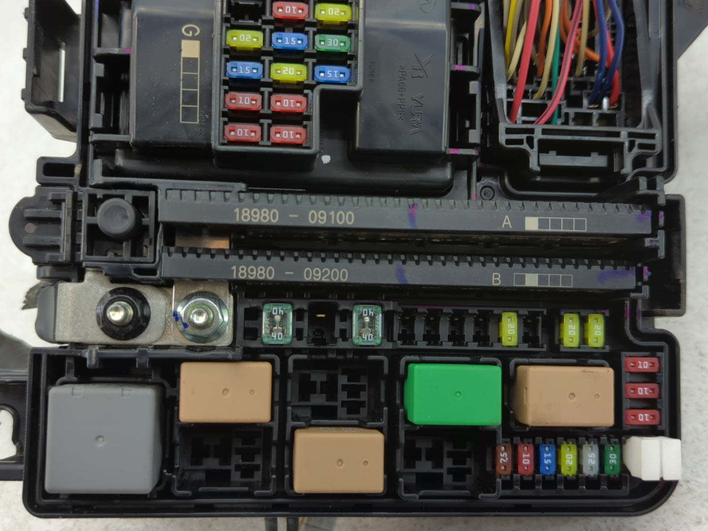 2018-2019 Hyundai Sonata Fusebox Fuse Box Panel Relay Module P/N:VS912A0C2070LA Fits Fits 2018 2019 OEM Used Auto Parts - Oe