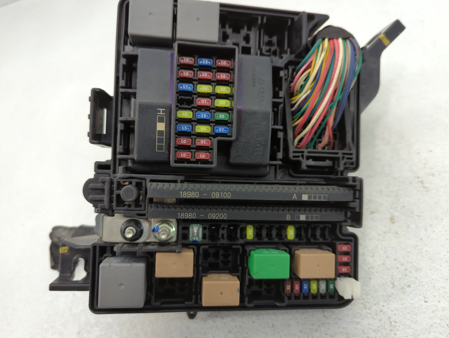 2018-2019 Hyundai Sonata Fusebox Fuse Box Panel Relay Module P/N:VS912A0C2291LA Fits Fits 2018 2019 OEM Used Auto Parts - Oe