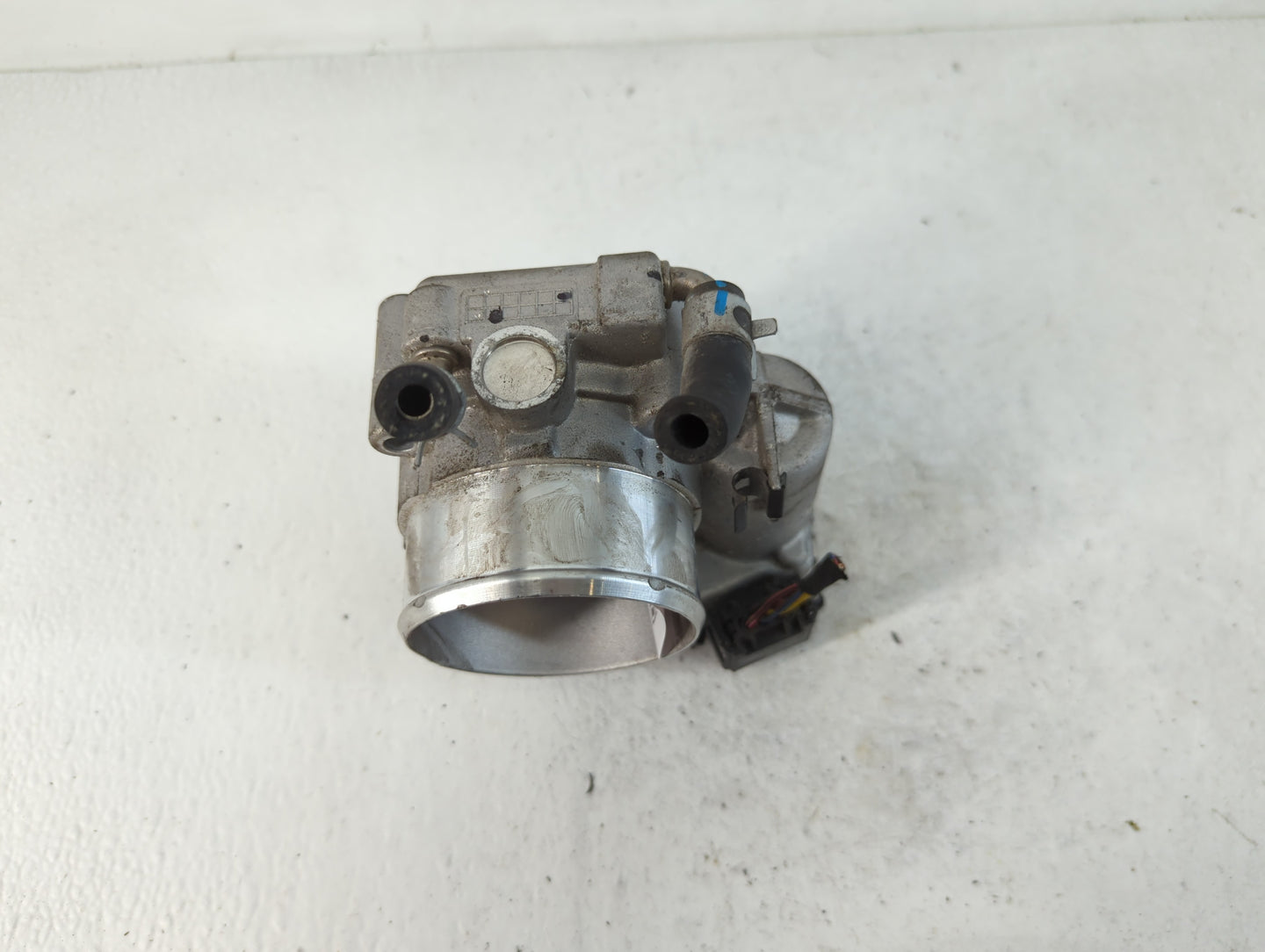 2015-2019 Hyundai Sonata Throttle Body P/N:35100-2G600 Fits Fits 2015 2016 2017 2018 2019 2020 2021 OEM Used Auto Parts - Oe