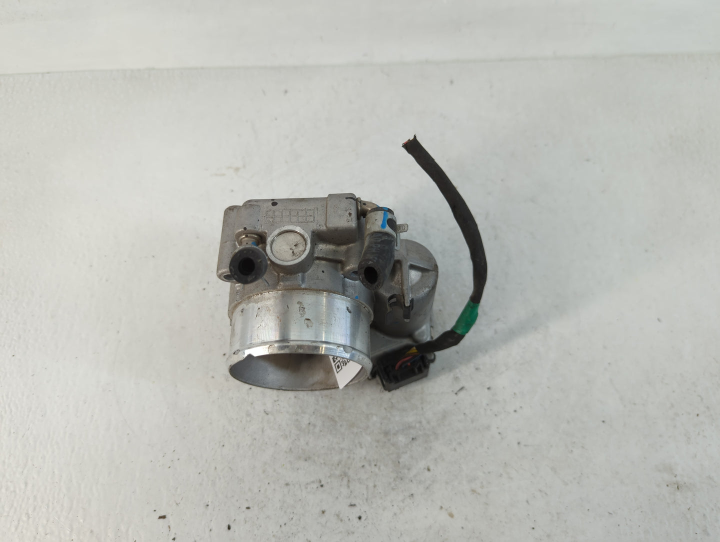 2015-2019 Hyundai Sonata Throttle Body P/N:35100-2G600 Fits Fits 2015 2016 2017 2018 2019 2020 2021 OEM Used Auto Parts - Oe