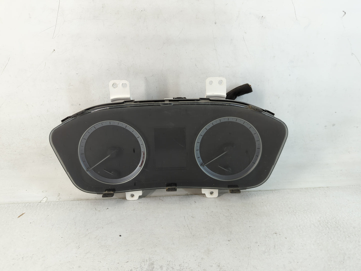 2018-2019 Hyundai Sonata Instrument Cluster Speedometer Gauges P/N:A2C11249600 Fits Fits 2018 2019 OEM Used Auto Parts - Oem
