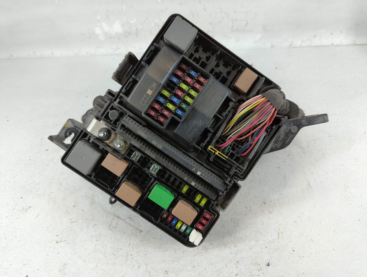 2018-2019 Hyundai Sonata Fusebox Fuse Box Panel Relay Module P/N:91951-C2850 Fits Fits 2018 2019 OEM Used Auto Parts - Oemus