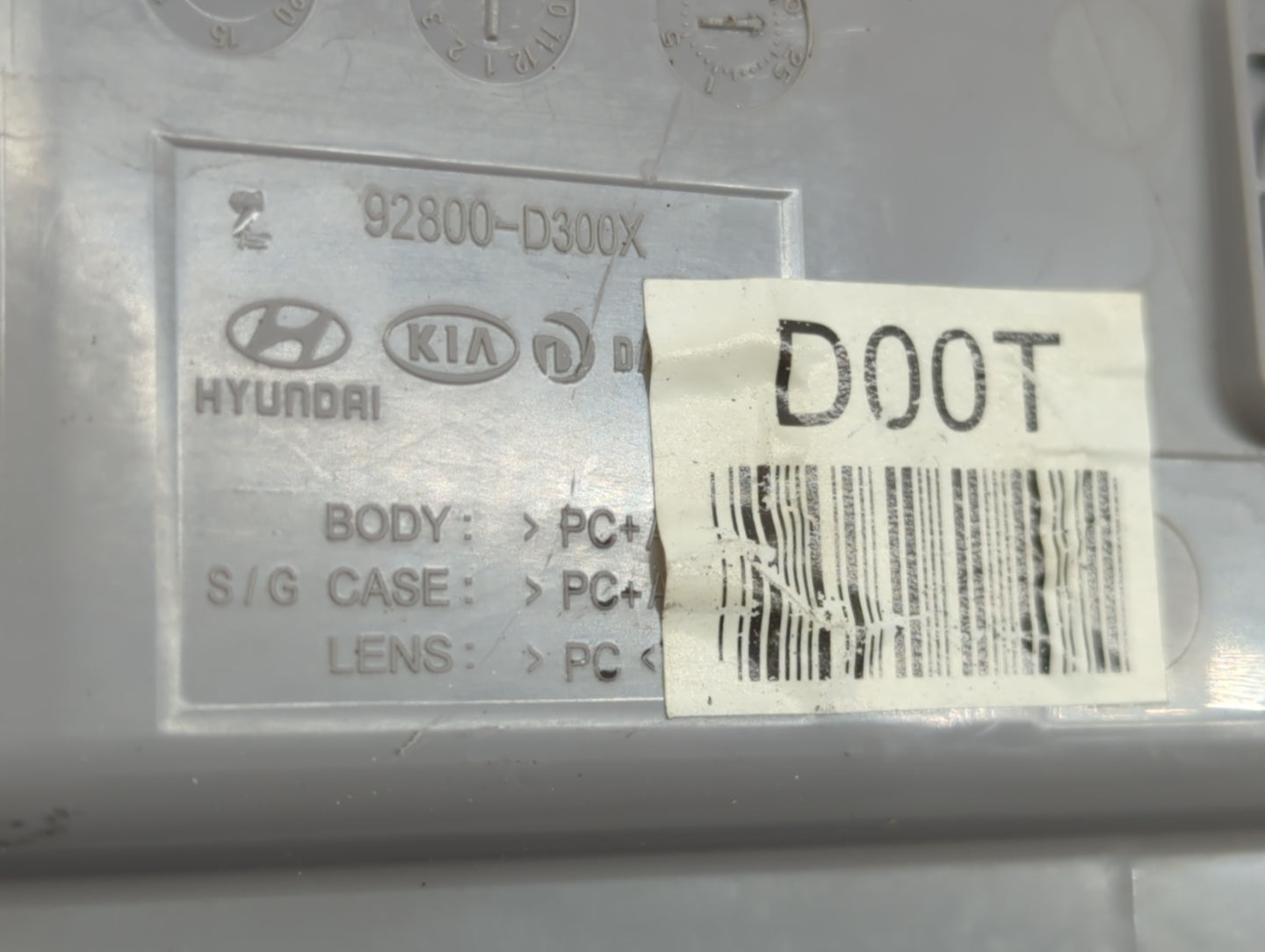 2018-2019 Hyundai Sonata Overhead Roof Console 761943 - Oemusedautoparts1.com
