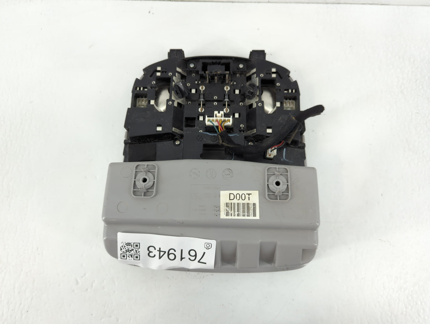 2018-2019 Hyundai Sonata Overhead Roof Console 761943 - Oemusedautoparts1.com