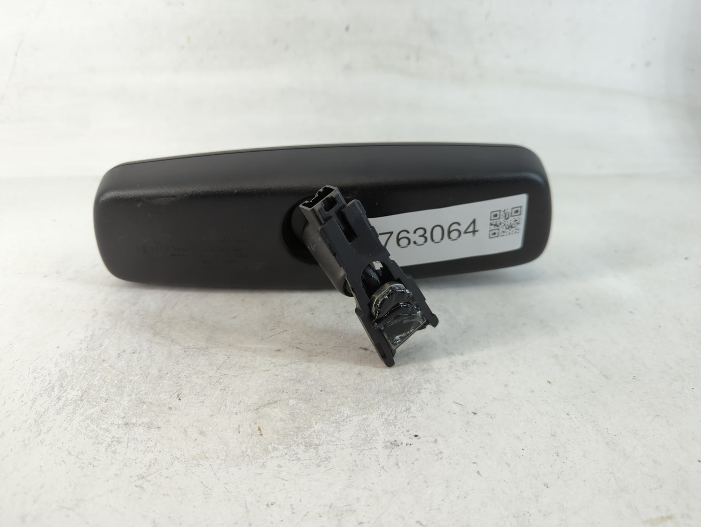 2018-2019 Hyundai Sonata Interior Rear View Mirror Replacement OEM P/N:E11026666 Fits Fits 2017 2018 2019 2020 2021 OEM Used