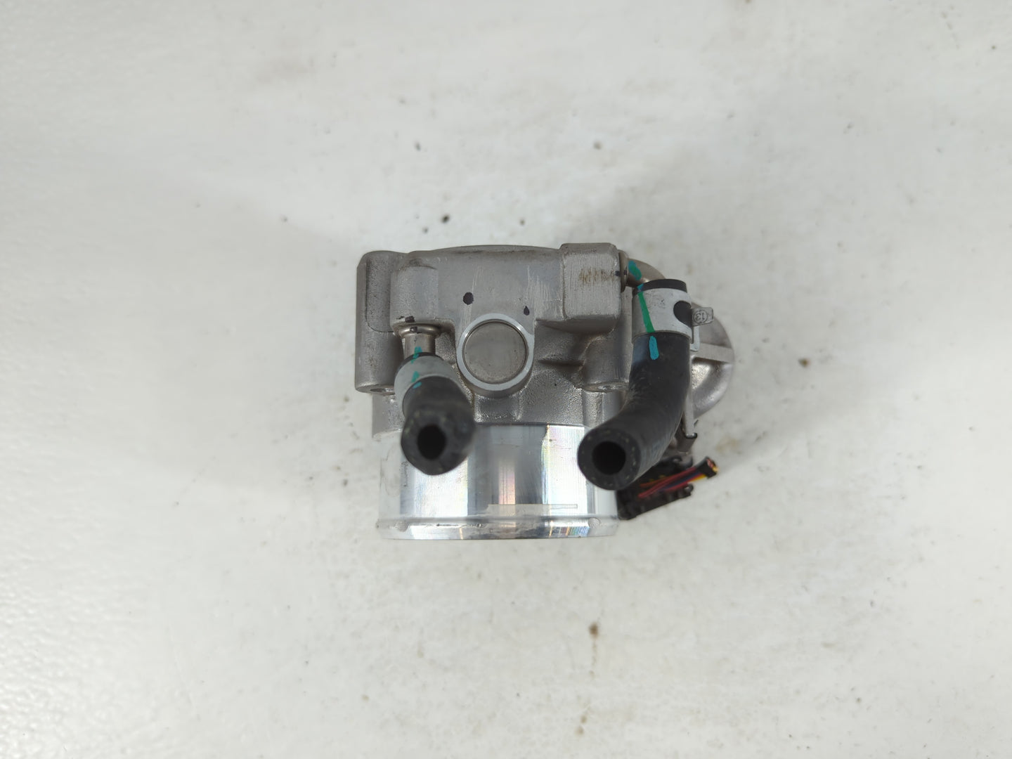 2015-2019 Hyundai Sonata Throttle Body P/N:0 280 750 618 35100-2G600 Fits Fits 2015 2016 2017 2018 2019 2020 2021 OEM Used A