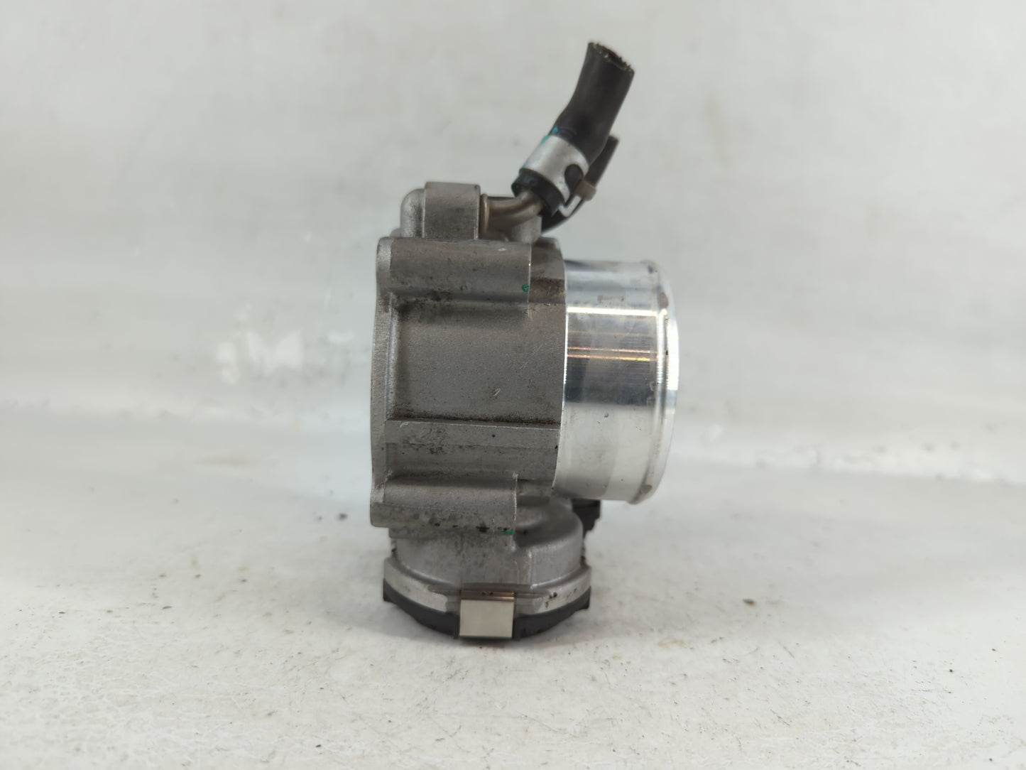 2015-2019 Hyundai Sonata Throttle Body P/N:0 280 750 618 35100-2G600 Fits Fits 2015 2016 2017 2018 2019 2020 2021 OEM Used A