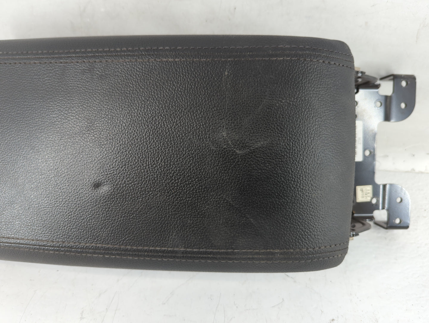 2018 Hyundai Sonata Center Console Armrest Cover Lid Fits OEM Used Auto Parts - Oemusedautoparts1.com
