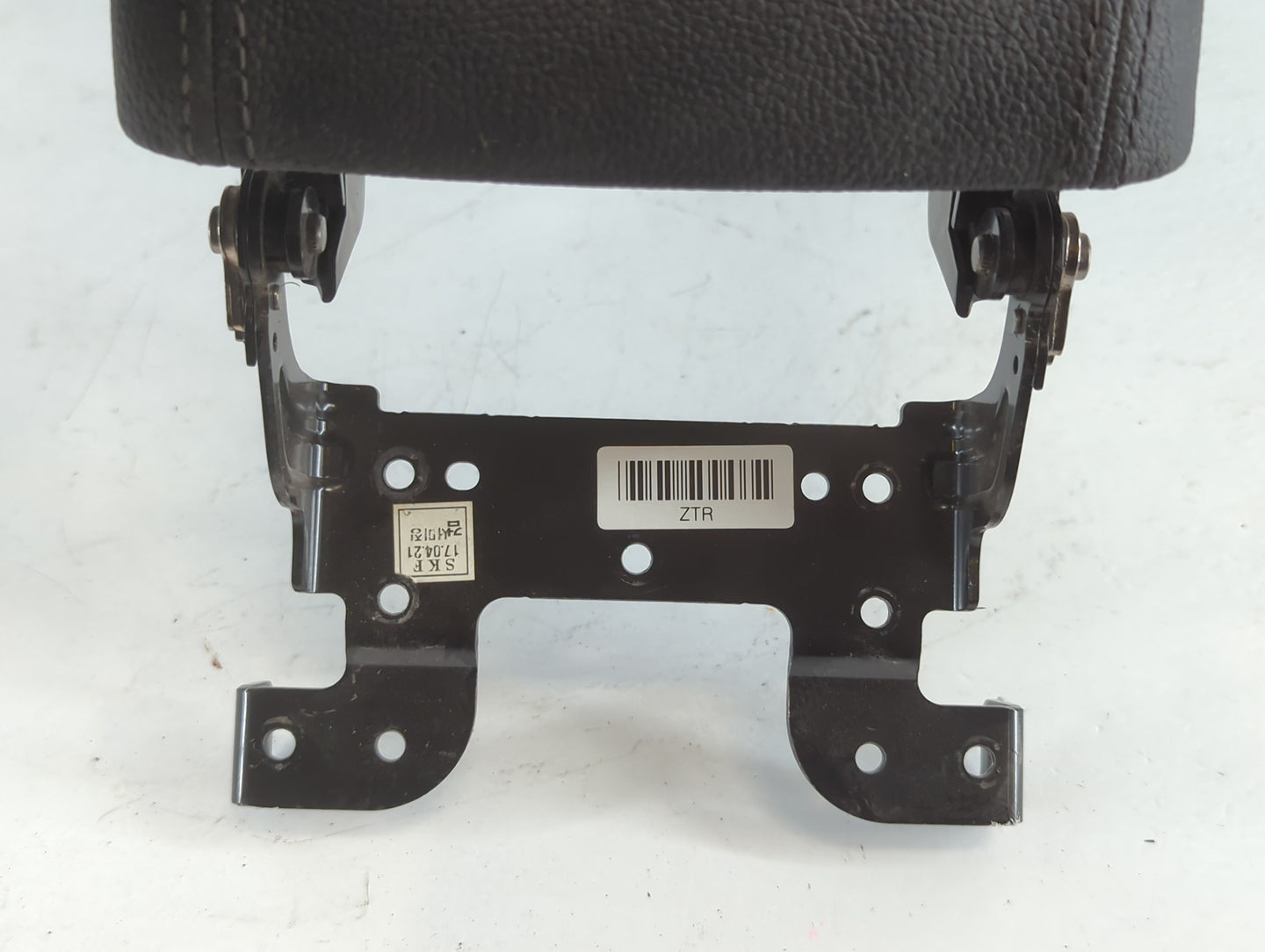2018 Hyundai Sonata Center Console Armrest Cover Lid Fits OEM Used Auto Parts - Oemusedautoparts1.com
