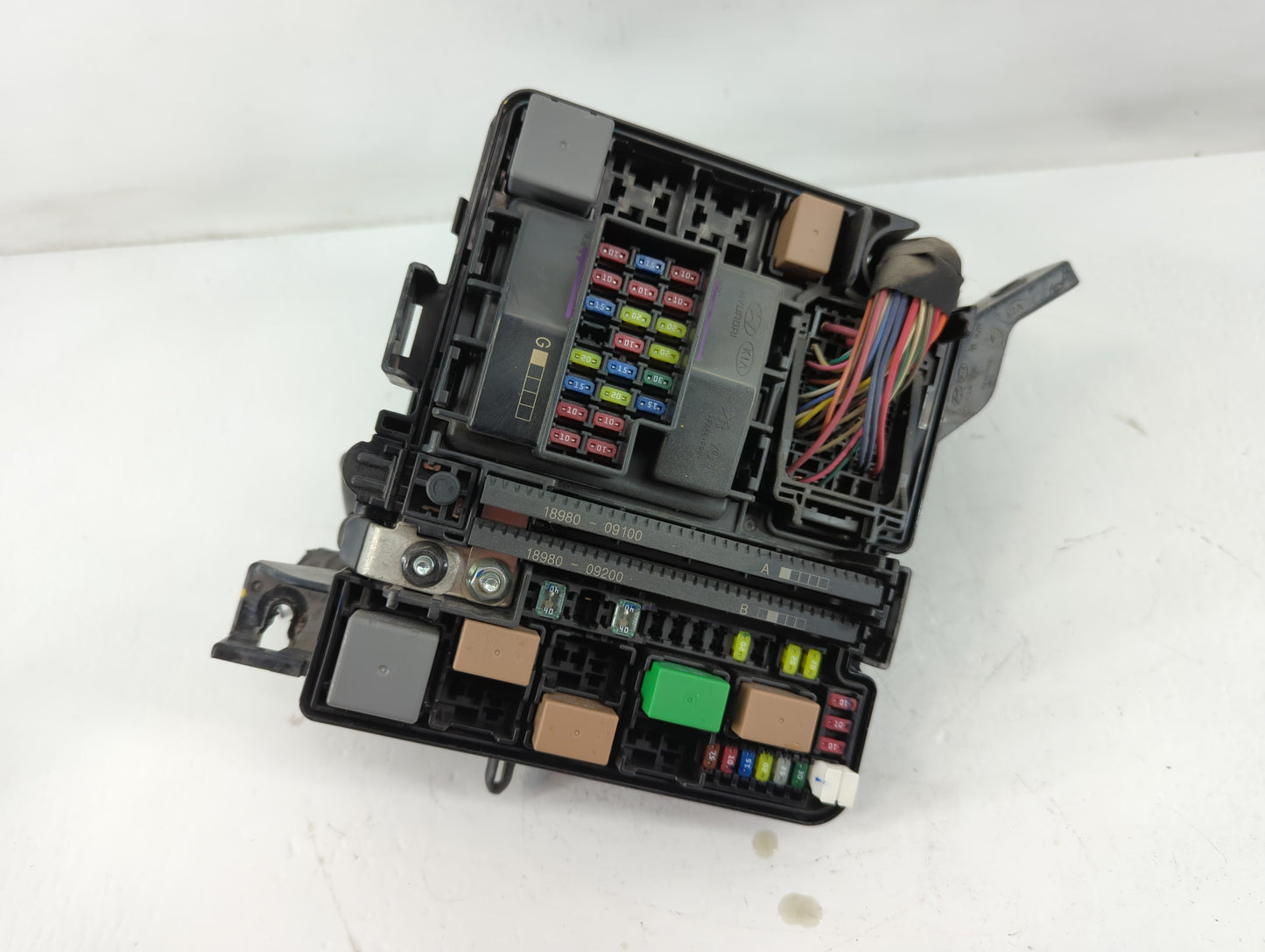 2018-2019 Hyundai Sonata Fusebox Fuse Box Panel Relay Module P/N:91951-C2850 Fits Fits 2018 2019 OEM Used Auto Parts - Oemus