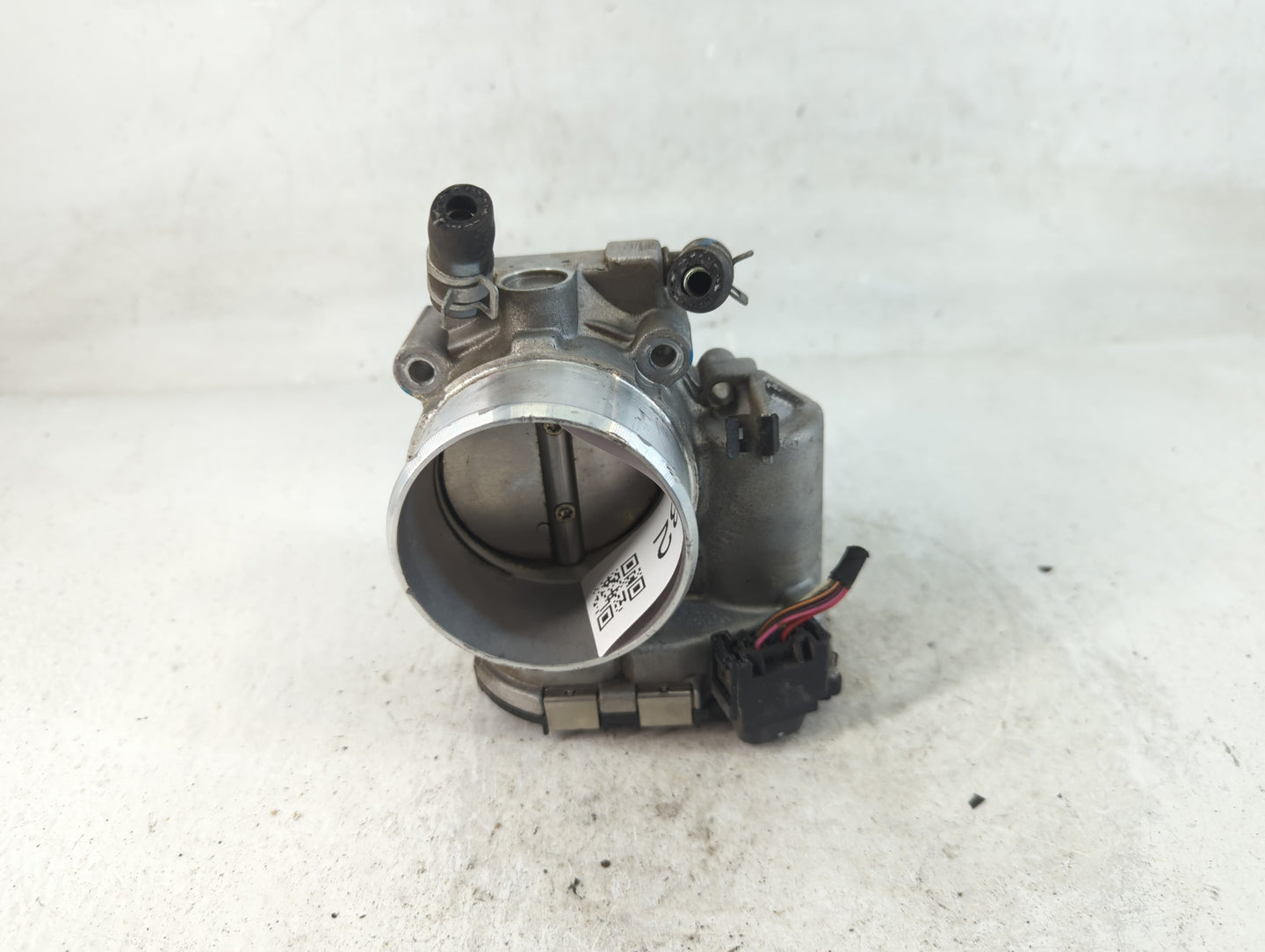 2015-2019 Hyundai Sonata Throttle Body P/N:35100-2G600 Fits Fits 2015 2016 2017 2018 2019 2020 2021 OEM Used Auto Parts - Oe