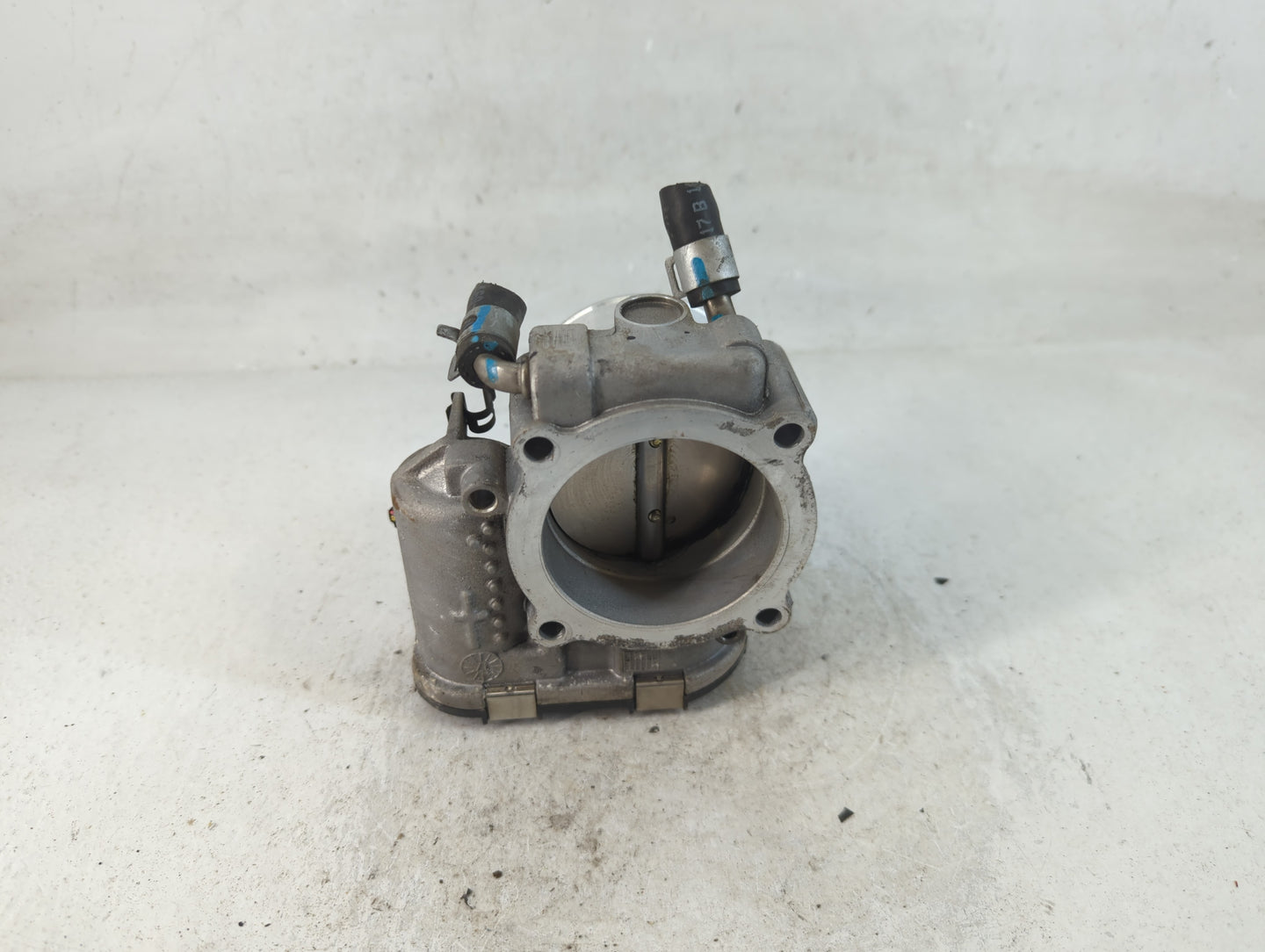 2015-2019 Hyundai Sonata Throttle Body P/N:35100-2G600 Fits Fits 2015 2016 2017 2018 2019 2020 2021 OEM Used Auto Parts - Oe