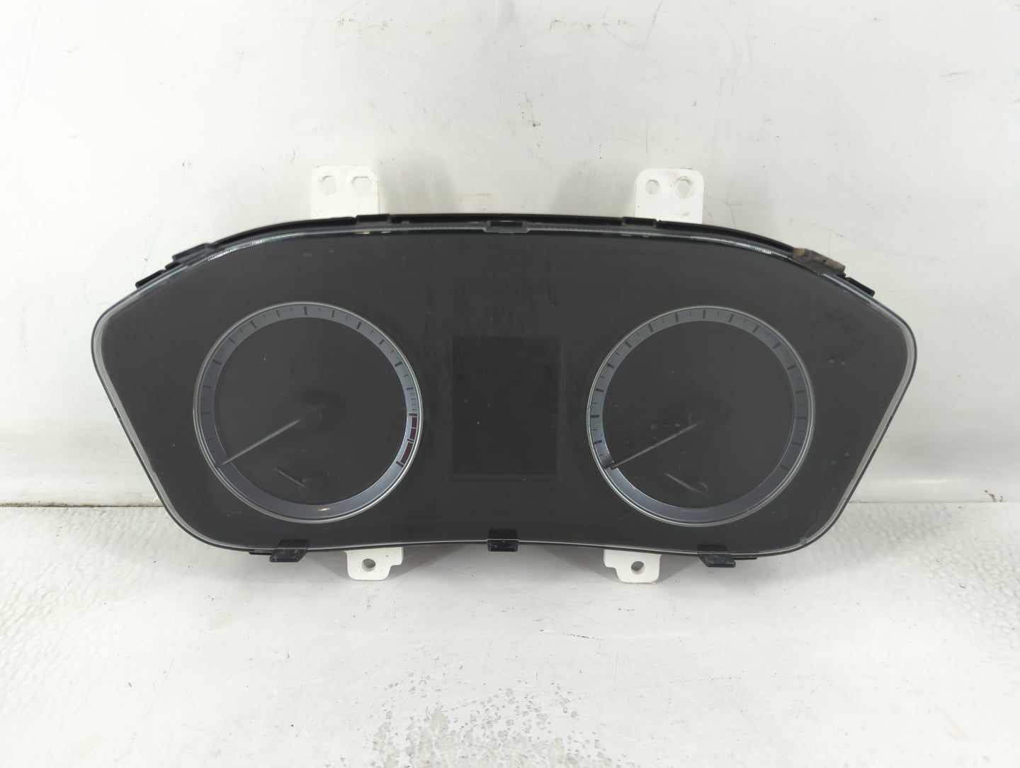 2018 Hyundai Sonata Instrument Cluster Speedometer Gauges P/N:94041-C2000 Miles: Fits OEM Used Auto Parts - Oemusedautoparts