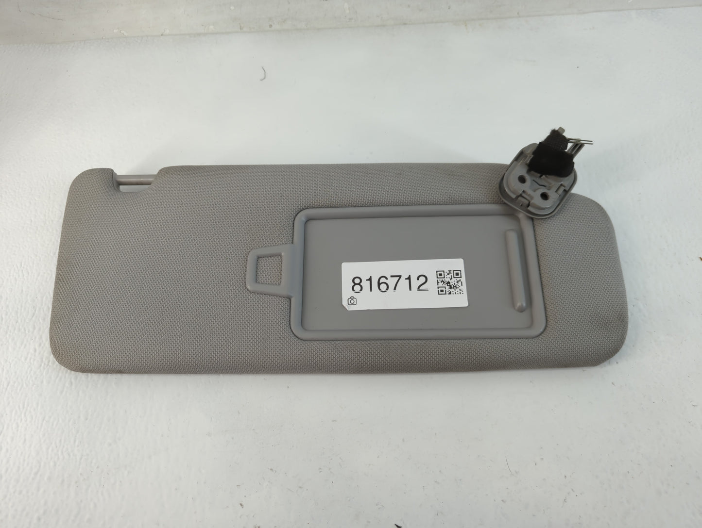 2015-2019 Hyundai Sonata Sun Visor Shade Replacement Passenger Right Mirror Fits Fits 2015 2016 2017 2018 2019 OEM Used Auto