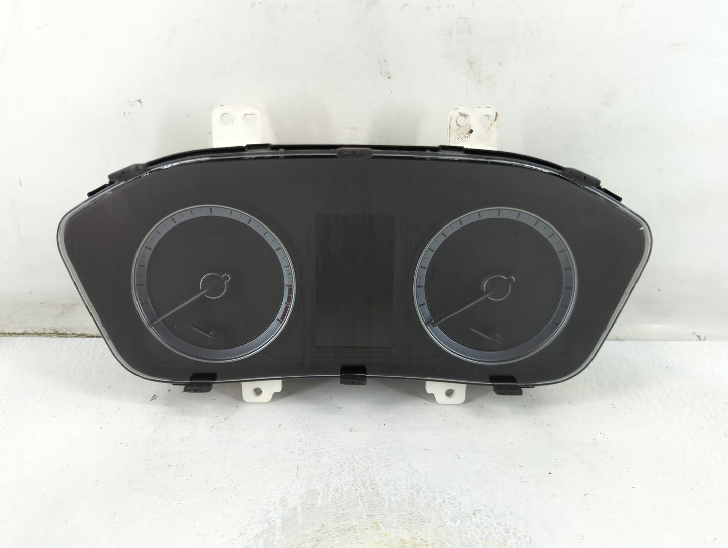 2018 Hyundai Sonata Instrument Cluster Speedometer Gauges P/N:94051-C2000 Miles: Fits OEM Used Auto Parts - Oemusedautoparts