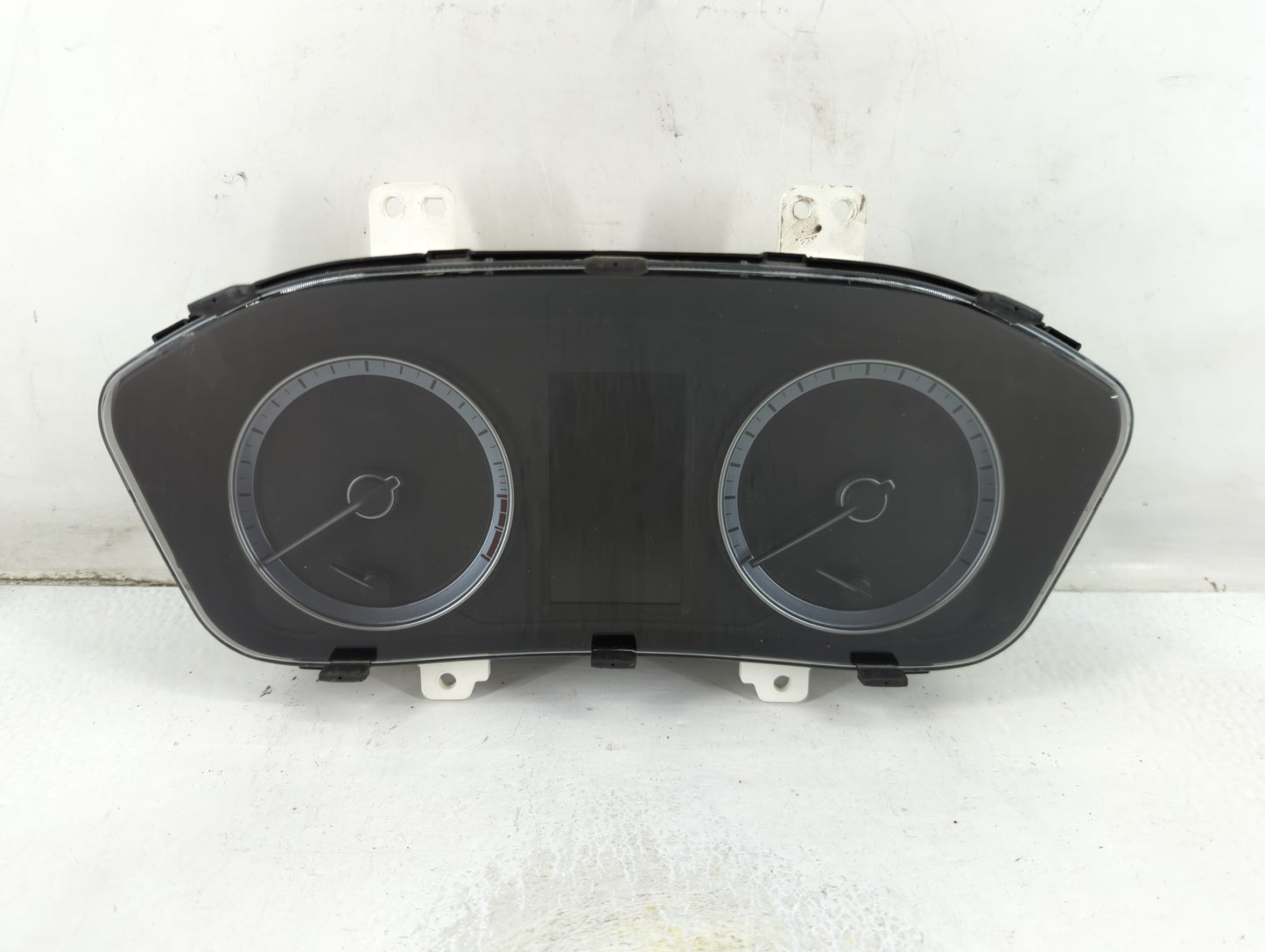 2018 Hyundai Sonata Instrument Cluster Speedometer Gauges P/N:94051-C2000 Miles: Fits OEM Used Auto Parts - Oemusedautoparts