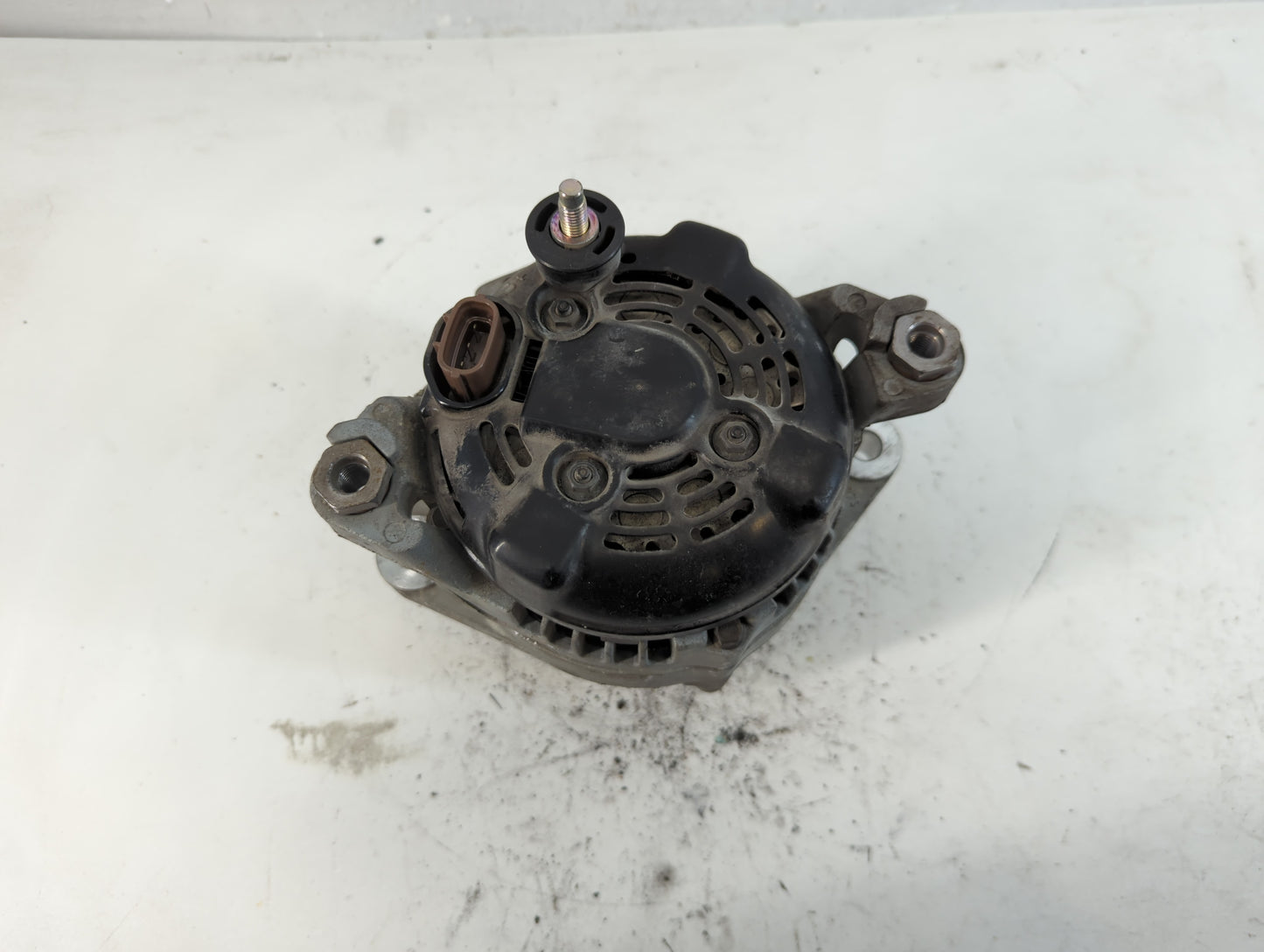 2015-2019 Hyundai Sonata Alternator Replacement Generator Charging Assembly Engine OEM P/N:37300-2G061 Fits OEM Used Auto Pa