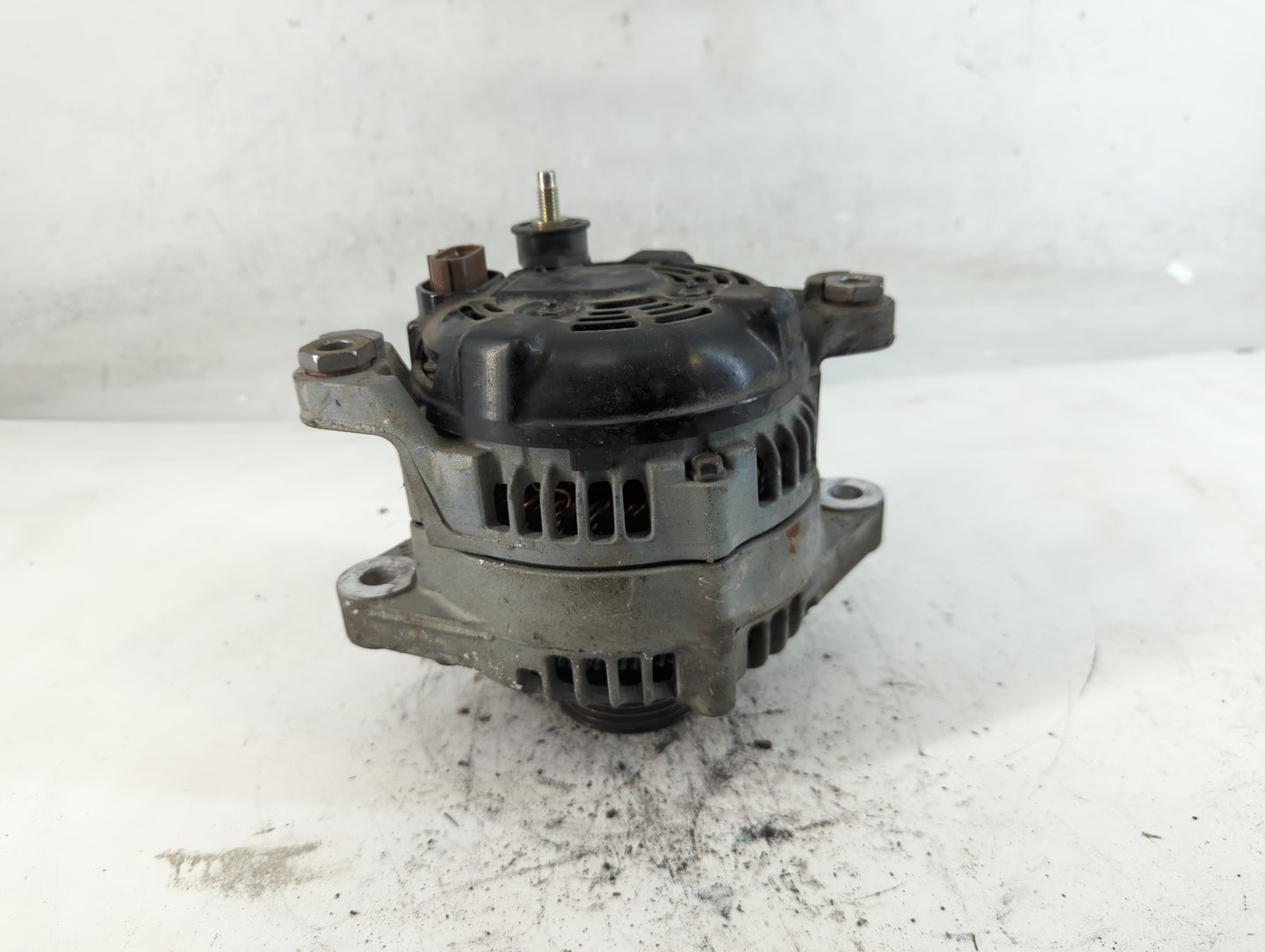 2015-2019 Hyundai Sonata Alternator Replacement Generator Charging Assembly Engine OEM P/N:37300-2G061 Fits OEM Used Auto Pa