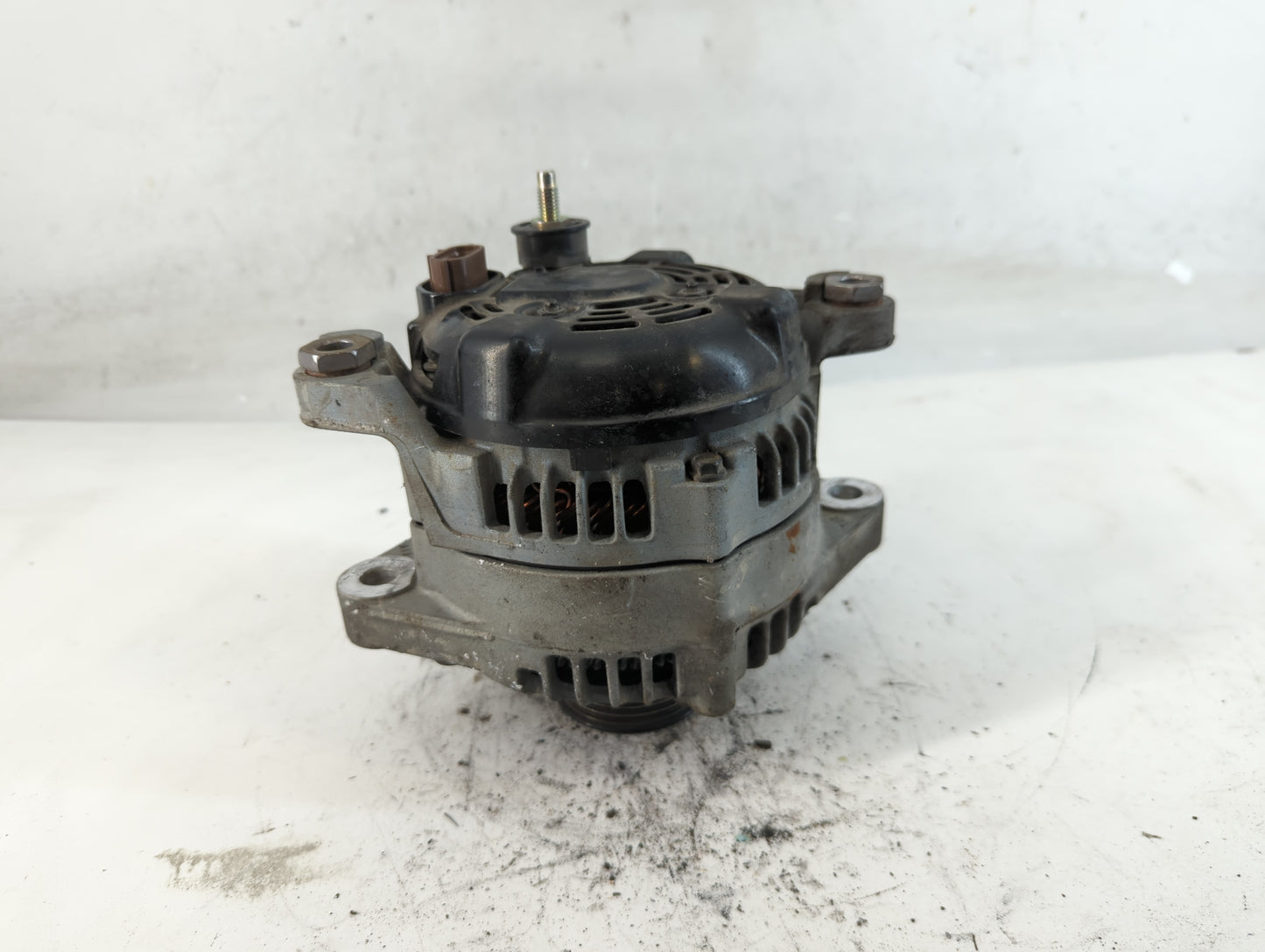 2015-2019 Hyundai Sonata Alternator Replacement Generator Charging Assembly Engine OEM P/N:37300-2G061 Fits OEM Used Auto Pa