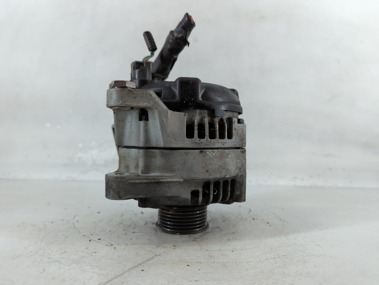 2015-2019 Hyundai Sonata Alternator Replacement Generator Charging Assembly Engine OEM P/N:TN104211-8790 37300-2G061 Fits OE