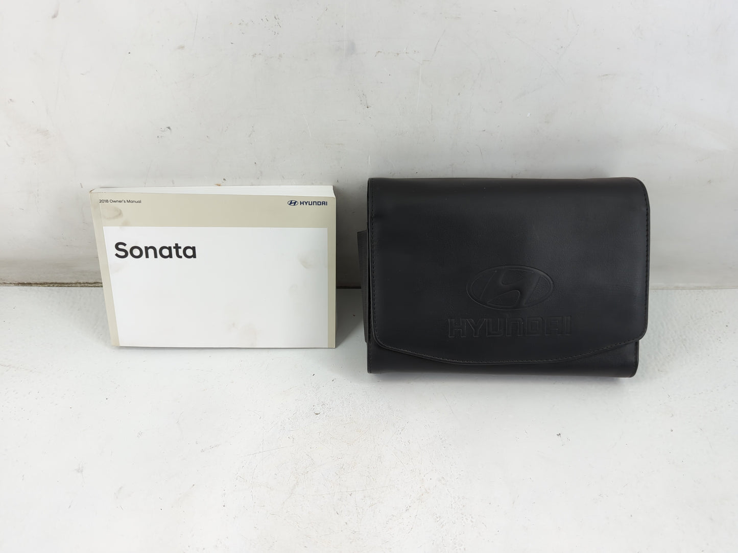 2018 Hyundai Sonata Owners Manual Book Guide P/N:JC10-EU70D OEM Used Auto Parts - Oemusedautoparts1.com