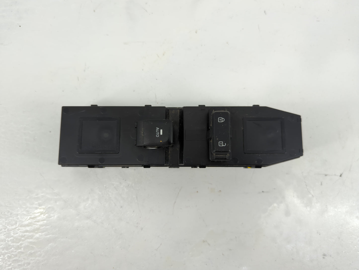 2018 Hyundai Sonata Master Power Window Switch Replacement Driver Side Left P/N:93575-C2115 Fits OEM Used Auto Parts - Oemus