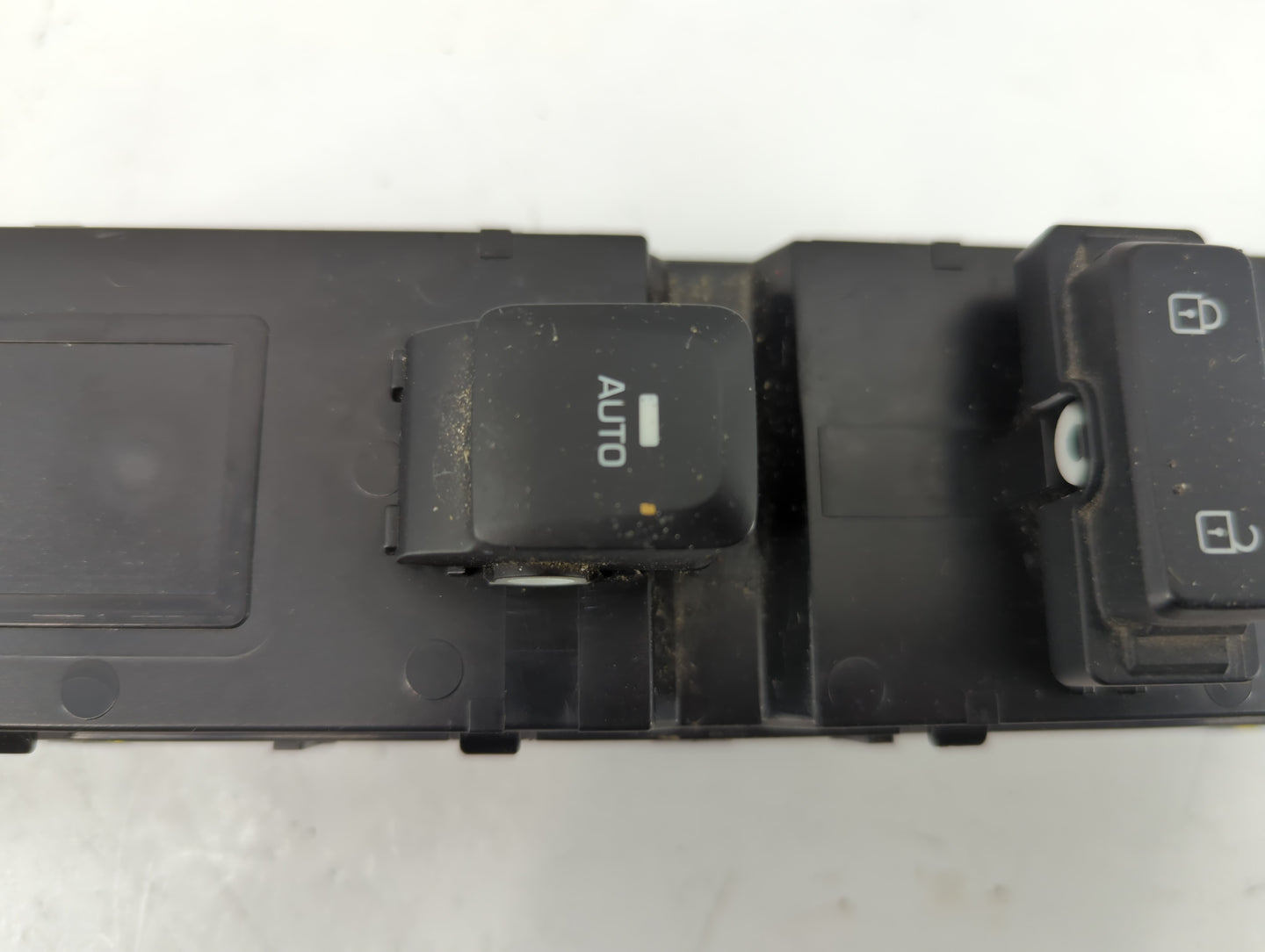 2018 Hyundai Sonata Master Power Window Switch Replacement Driver Side Left P/N:93575-C2115 Fits OEM Used Auto Parts - Oemus