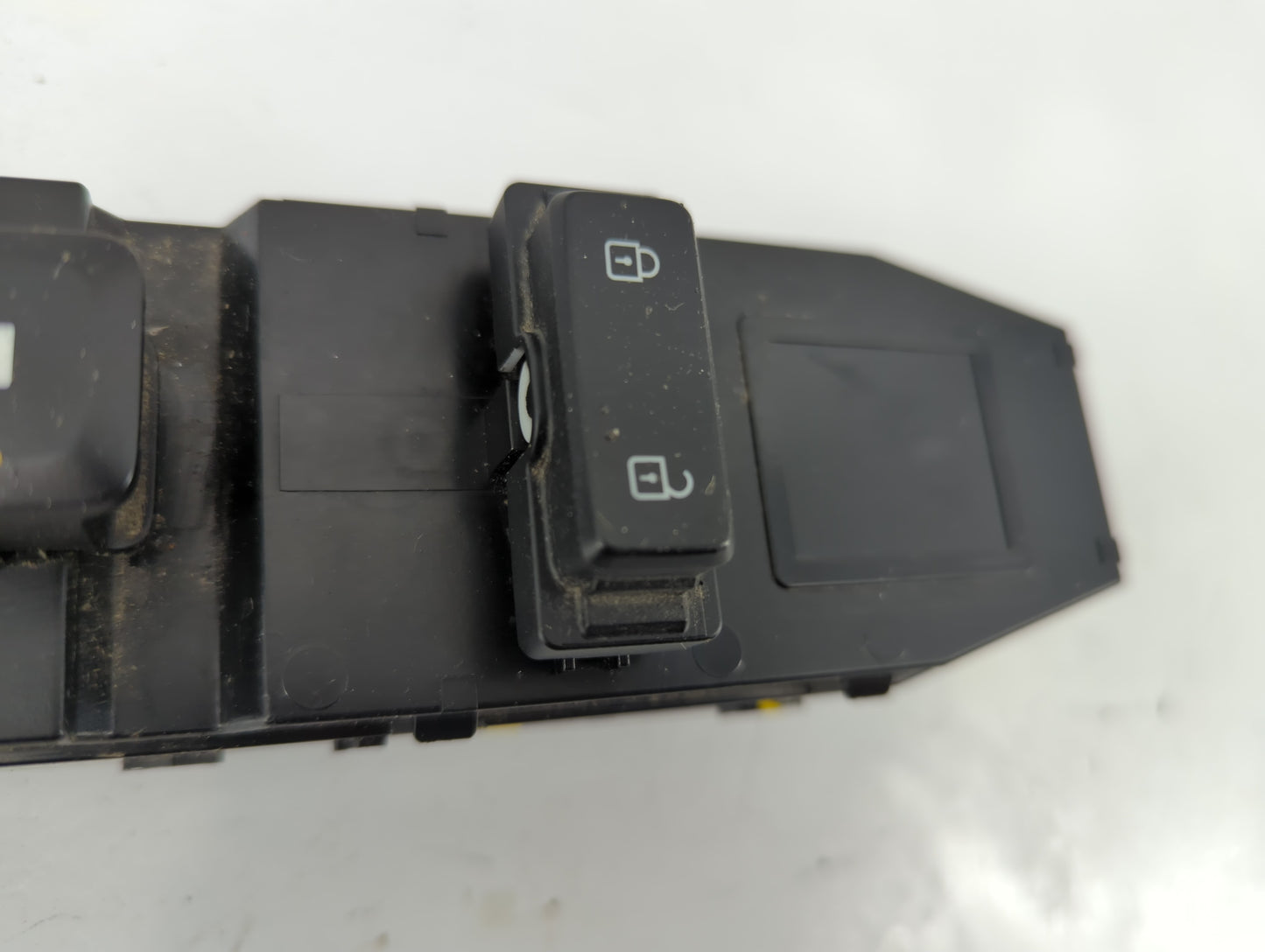 2018 Hyundai Sonata Master Power Window Switch Replacement Driver Side Left P/N:93575-C2115 Fits OEM Used Auto Parts - Oemus