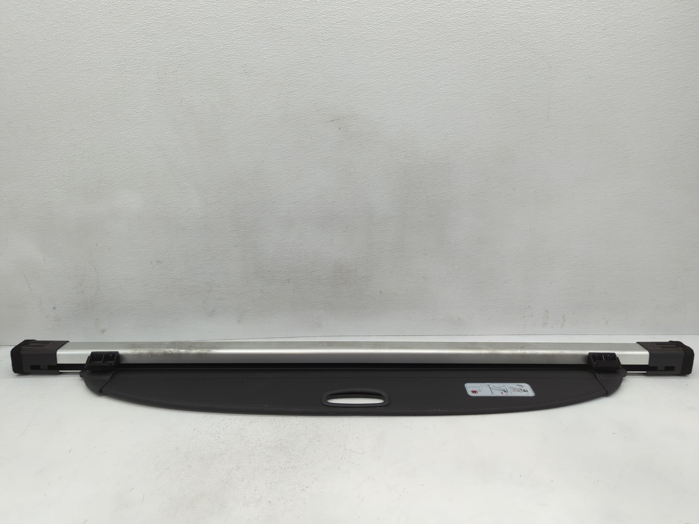 2018 Hyundai Tucson Rear Cargo Cover Storage Retractable Shade - Oemusedautoparts1.com