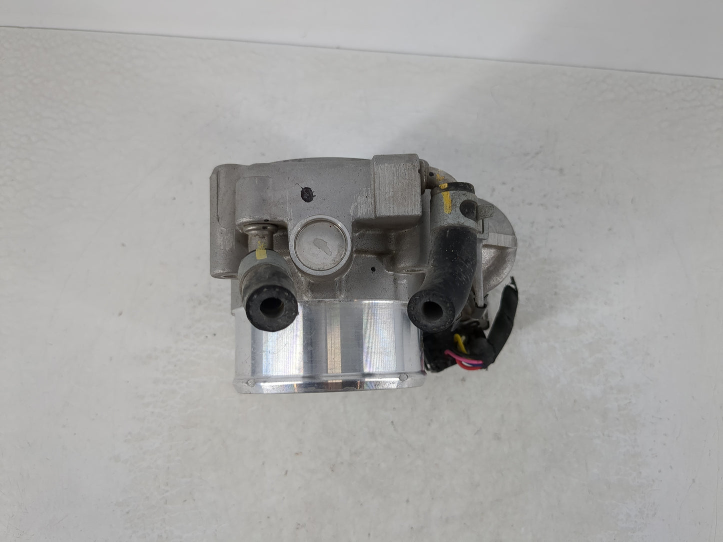 2014-2021 Hyundai Tucson Throttle Body P/N:35100-2G600 Fits Fits 2011 2012 2013 2014 2015 2016 2017 2018 2019 2020 2021 OEM 