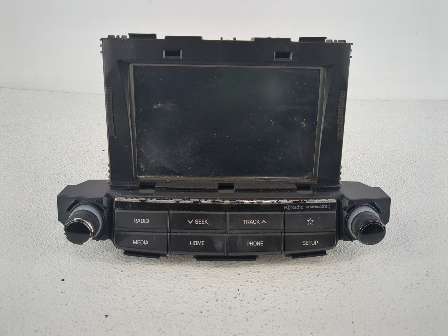 2017-2018 Hyundai Tucson Radio AM FM Cd Player Receiver Replacement P/N:96160-D31004X Fits Fits 2017 2018 OEM Used Auto Part