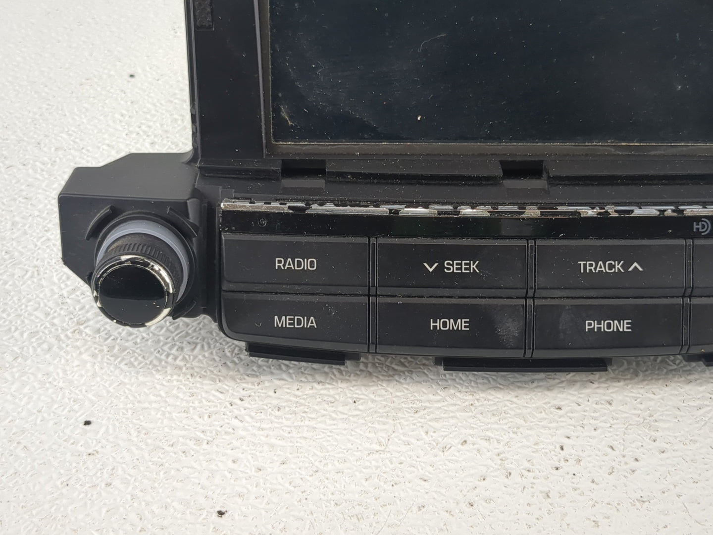 2017-2018 Hyundai Tucson Radio AM FM Cd Player Receiver Replacement P/N:96160-D31004X Fits Fits 2017 2018 OEM Used Auto Part