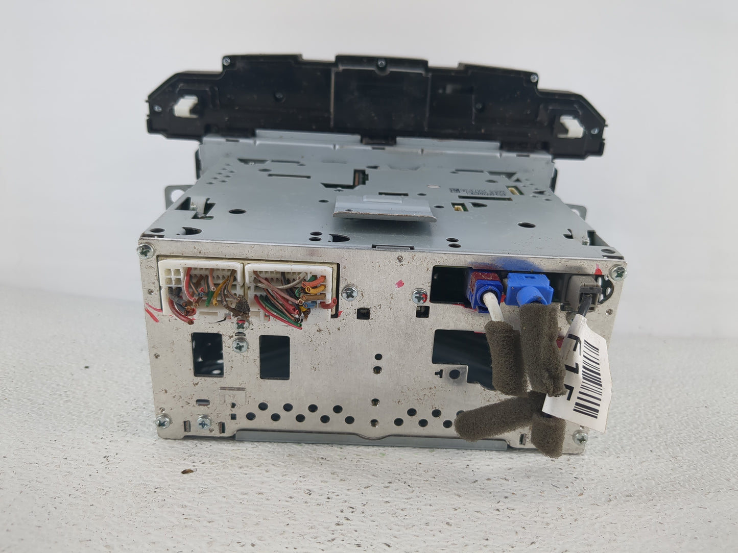 2017-2018 Hyundai Tucson Radio AM FM Cd Player Receiver Replacement P/N:96160-D31004X Fits Fits 2017 2018 OEM Used Auto Part