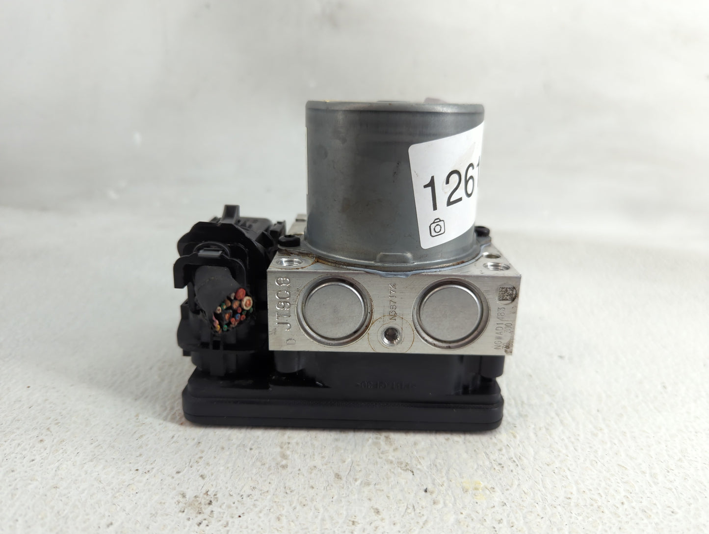 2016-2018 Hyundai Tucson ABS Pump Control Module Replacement P/N:58920-D3100 Fits Fits 2016 2017 2018 OEM Used Auto Parts - 