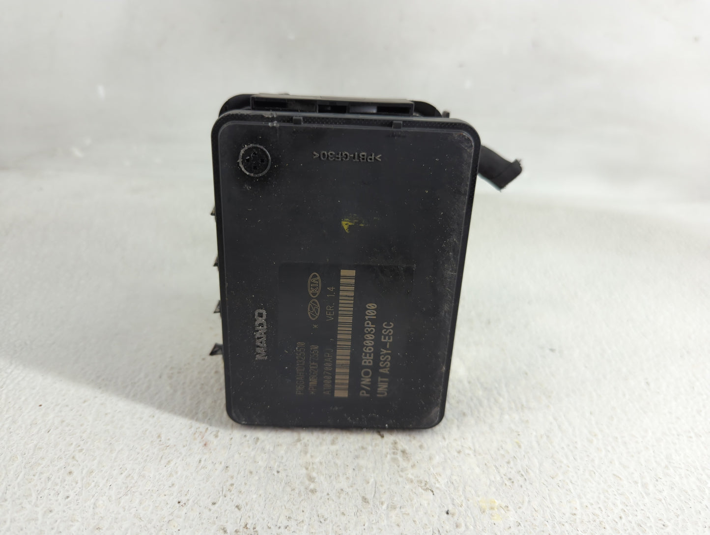 2016-2018 Hyundai Tucson ABS Pump Control Module Replacement P/N:58920-D3100 Fits Fits 2016 2017 2018 OEM Used Auto Parts - 