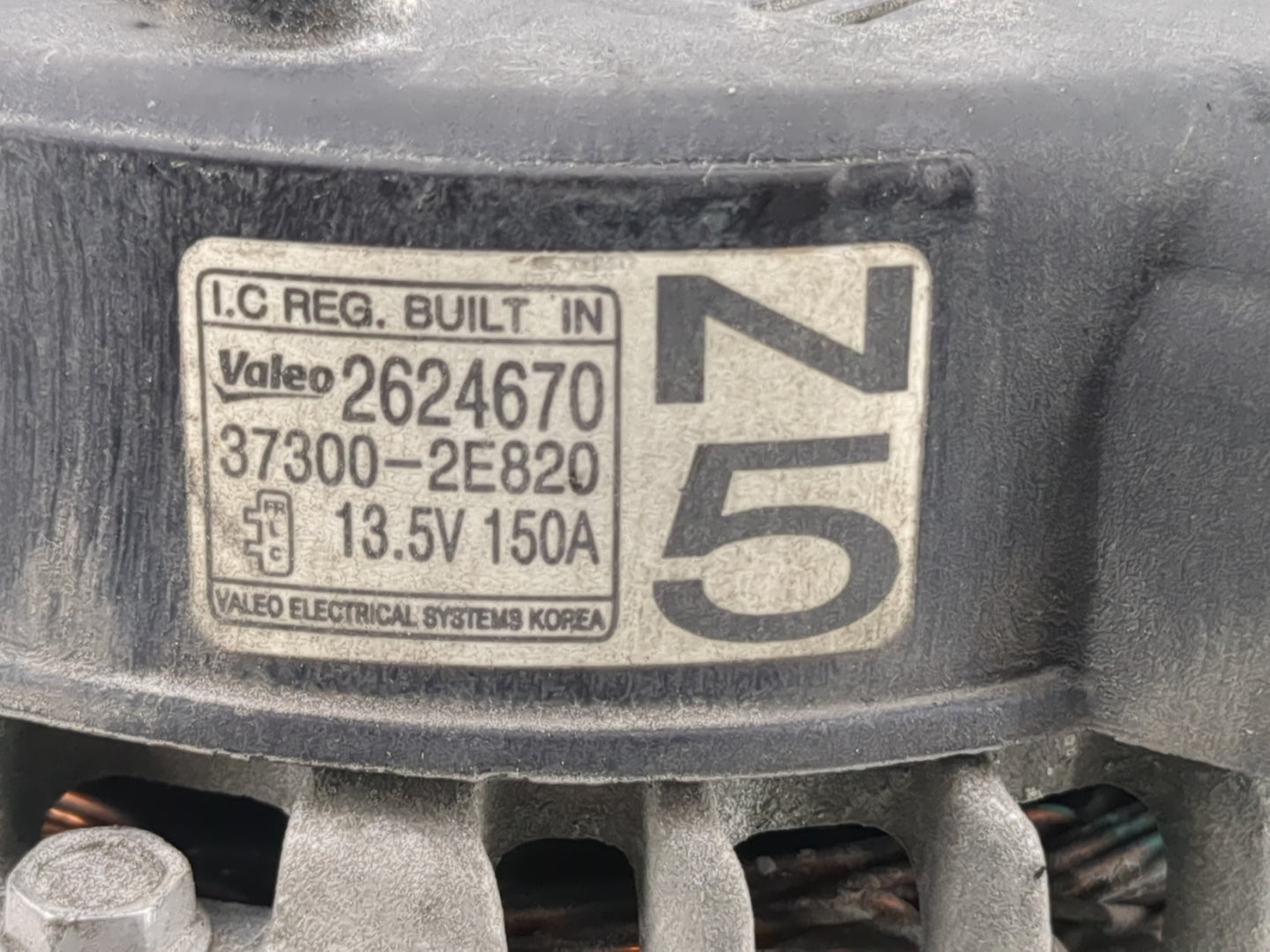 2016-2021 Hyundai Tucson Alternator Replacement Generator Charging Assembly Engine OEM P/N:37300-2E820 2624670 Fits OEM Used