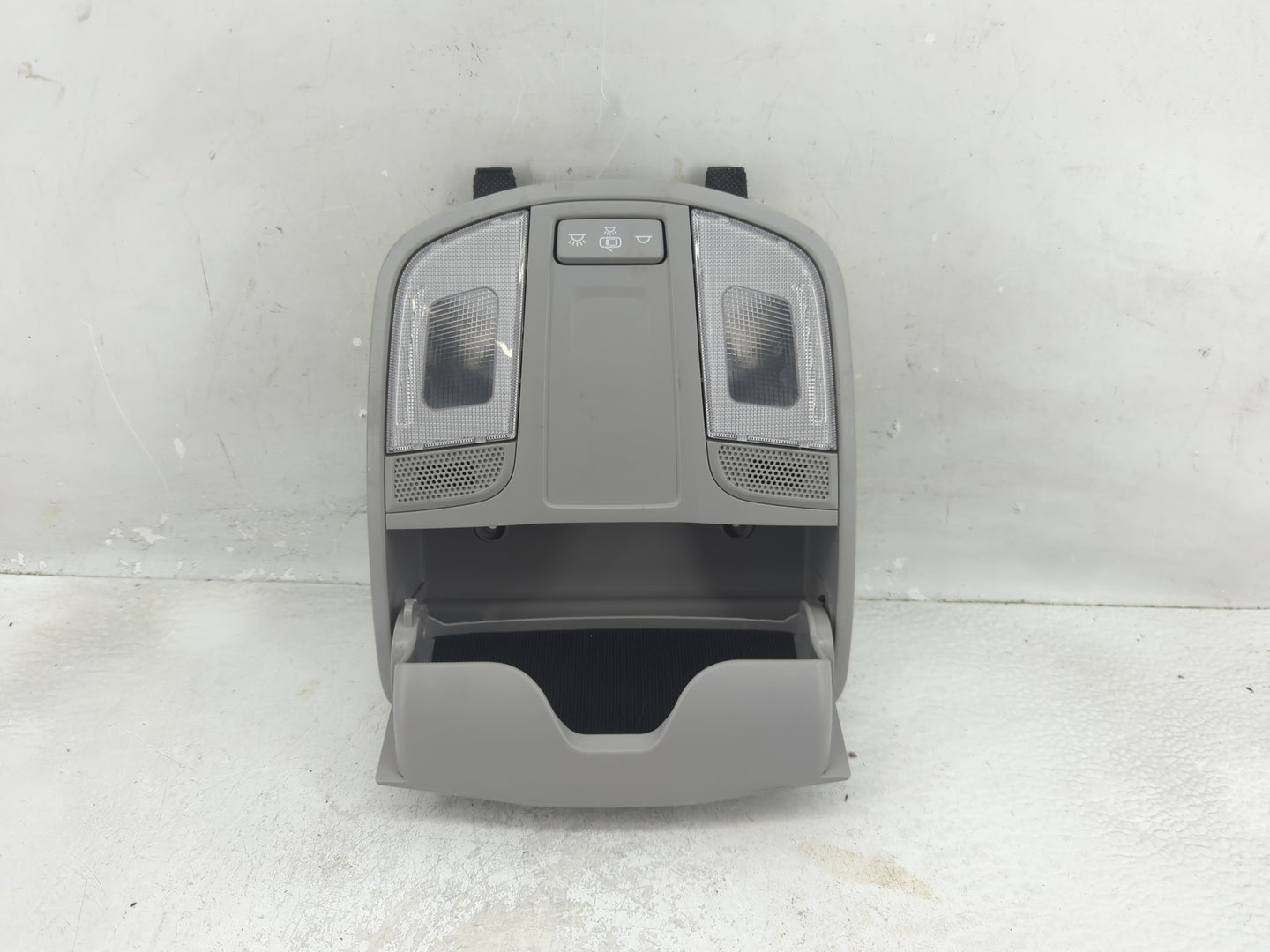2018 Hyundai Tucson Overhead Roof Console - Oemusedautoparts1.com