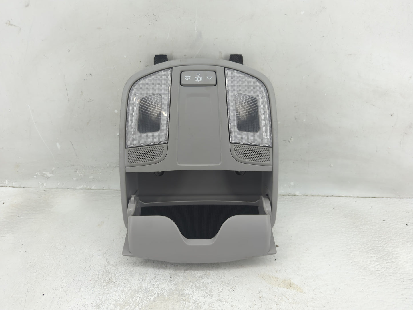 2018 Hyundai Tucson Overhead Roof Console - Oemusedautoparts1.com