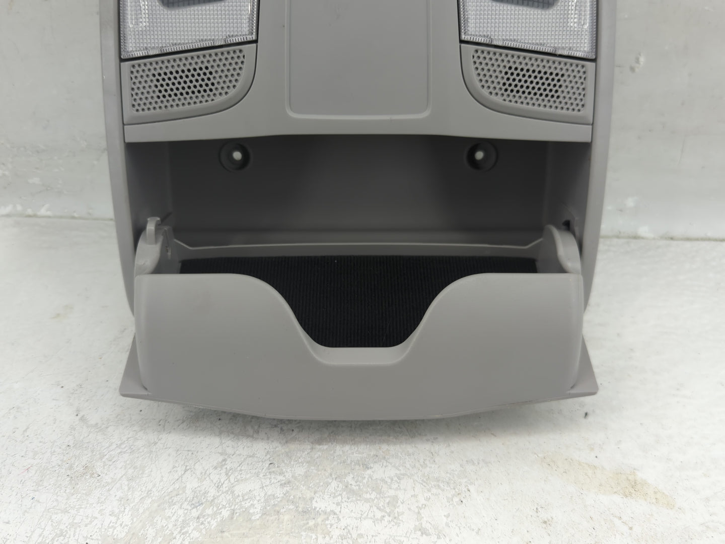 2018 Hyundai Tucson Overhead Roof Console - Oemusedautoparts1.com