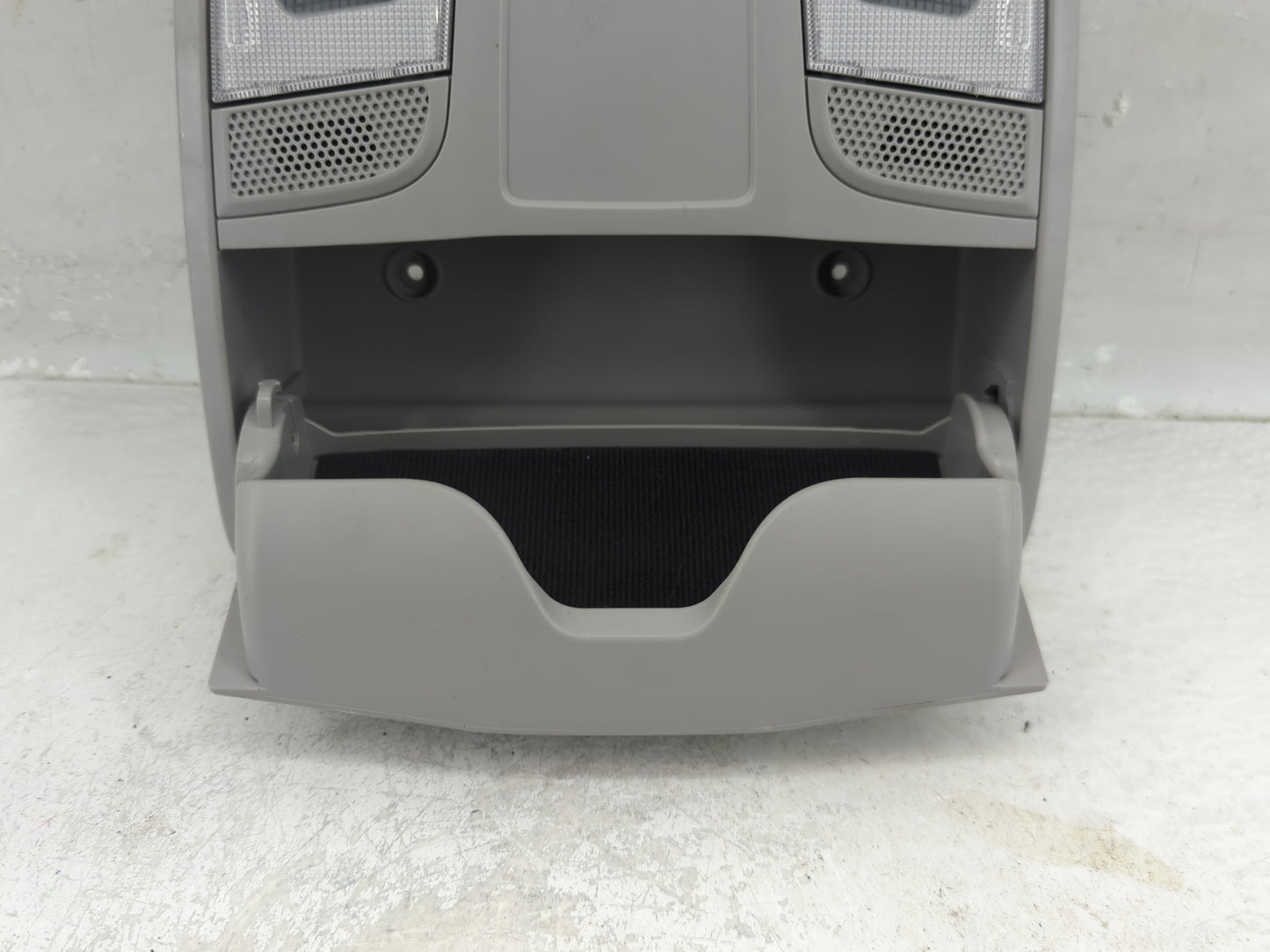 2018 Hyundai Tucson Overhead Roof Console - Oemusedautoparts1.com
