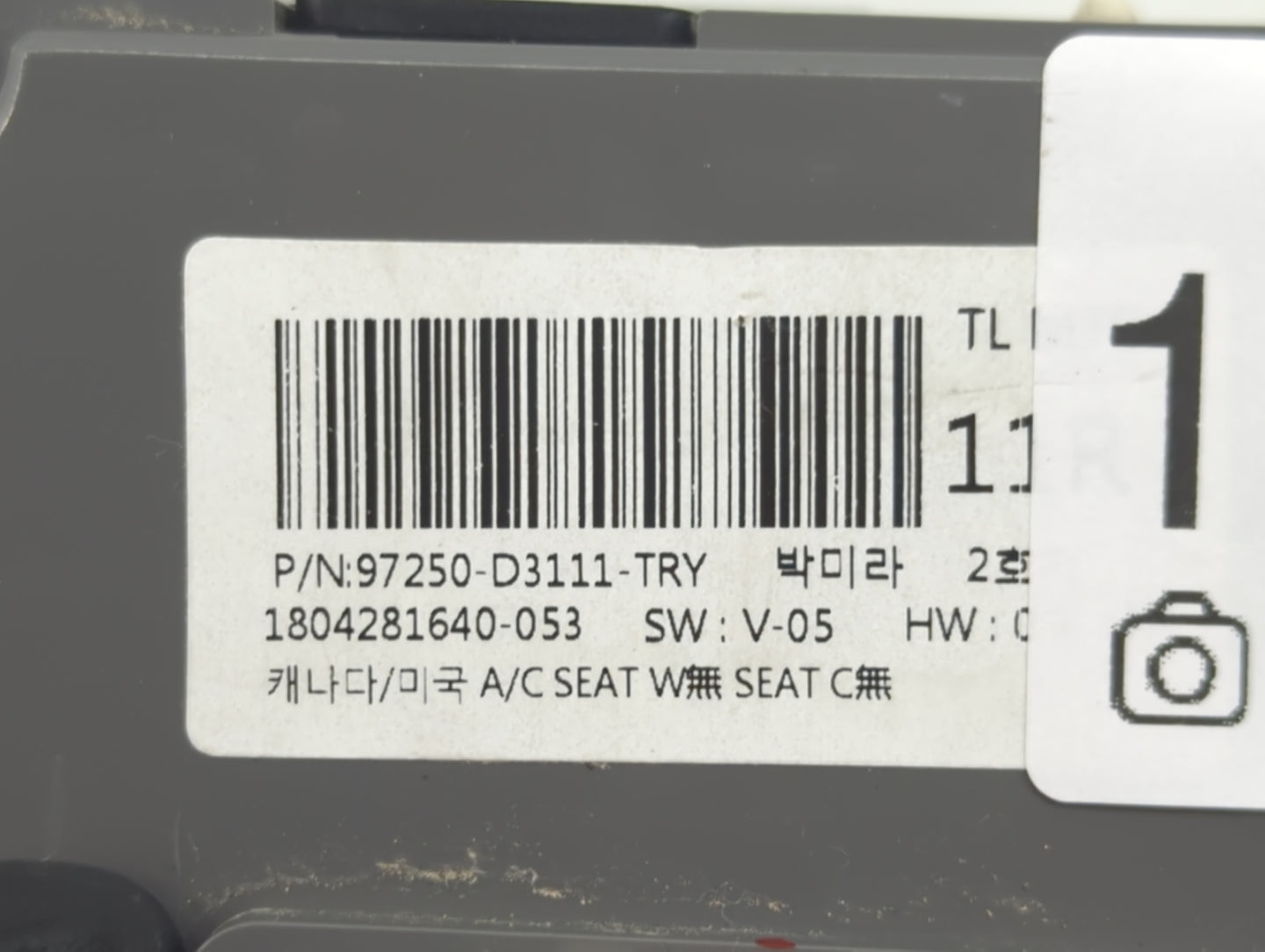 2016-2018 Hyundai Tucson Climate Control Module Temperature AC/Heater Replacement P/N:97250-D3111 Fits Fits 2016 2017 2018 O