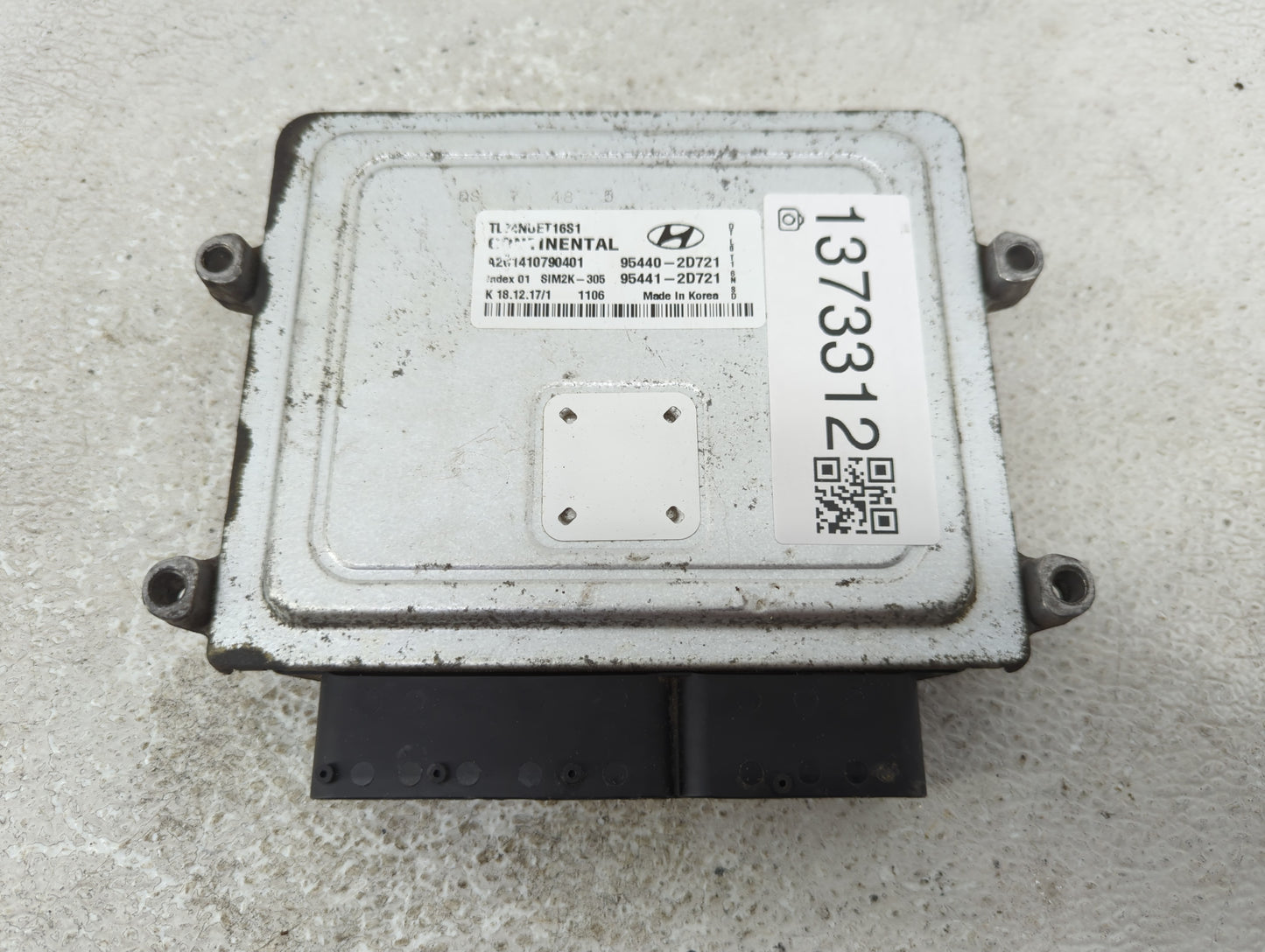 2016-2018 Hyundai Tucson Transmission Control Module Tcu Tcm 95440-2d721 - Oemusedautoparts1.com