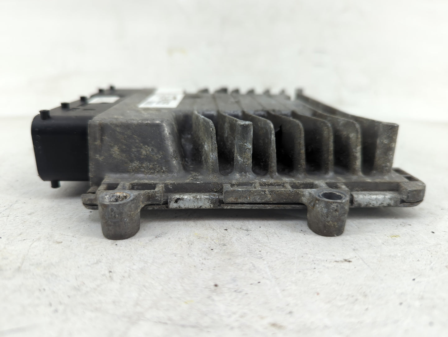 2016-2018 Hyundai Tucson PCM Engine Control Computer ECU ECM PCU OEM P/N:95440-2D721 Fits Fits 2016 2017 2018 OEM Used Auto 