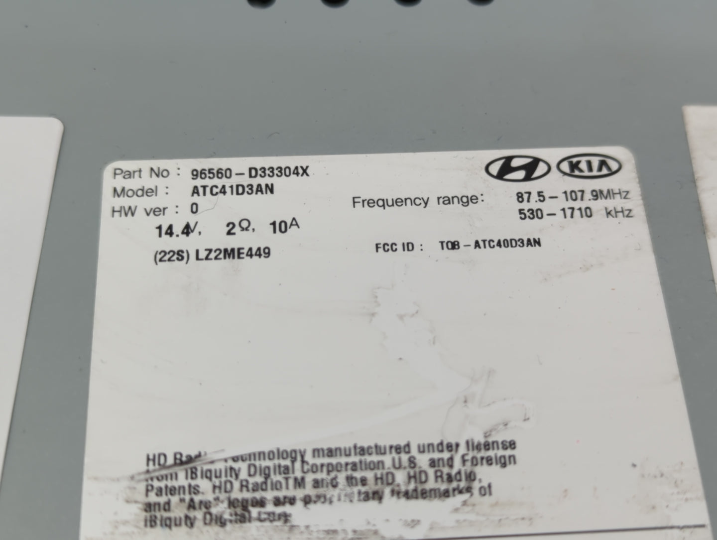 2017-2018 Hyundai Tucson Radio AM FM Cd Player Receiver Replacement P/N:96560-D33304X Fits Fits 2017 2018 OEM Used Auto Part