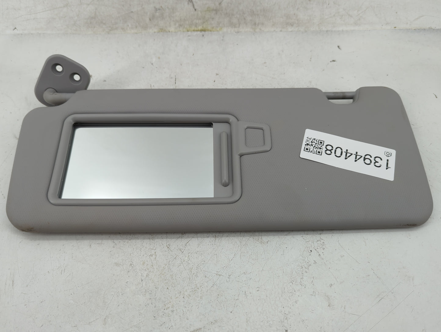 2016-2018 Hyundai Tucson Sun Visor Shade Replacement Driver Left Mirror Fits Fits 2016 2017 2018 OEM Used Auto Parts - Oemus